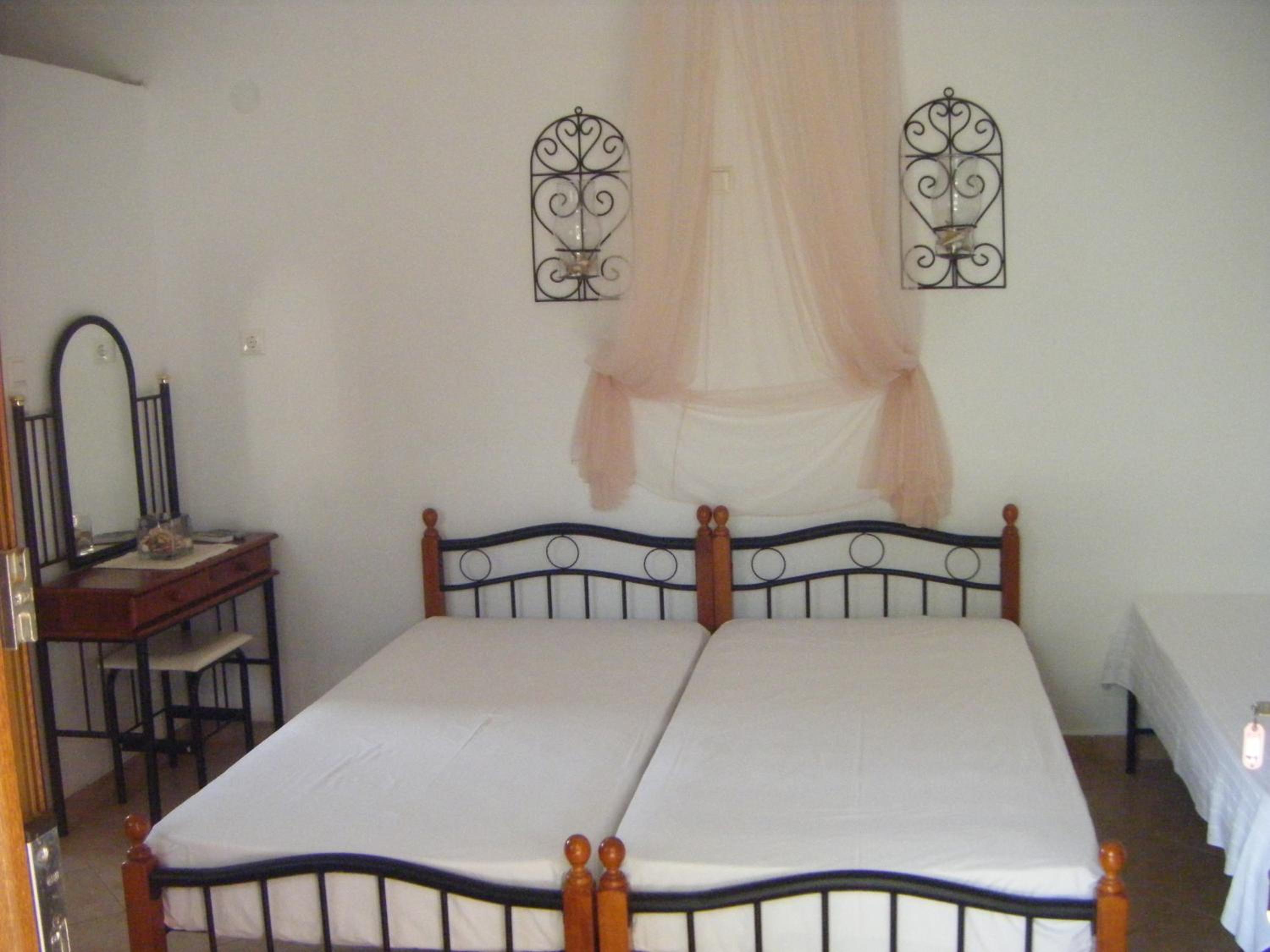 Studios Elianthos