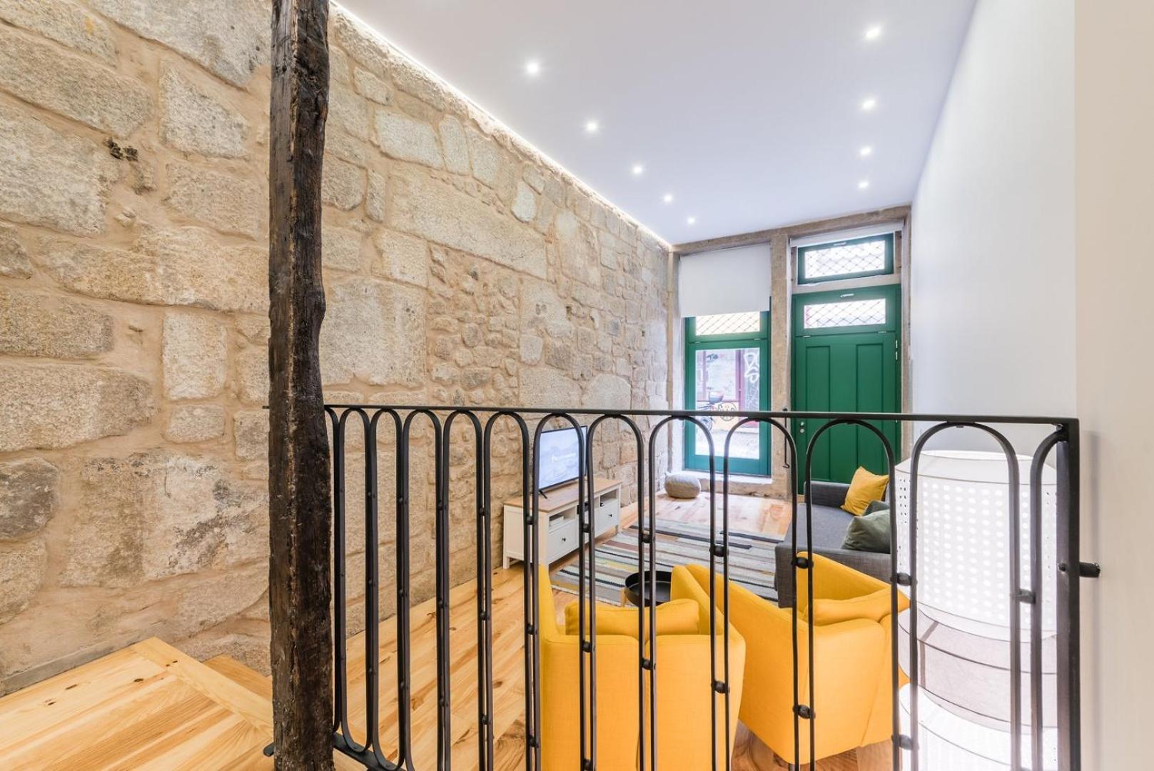 GuestReady - Mezuzah Green