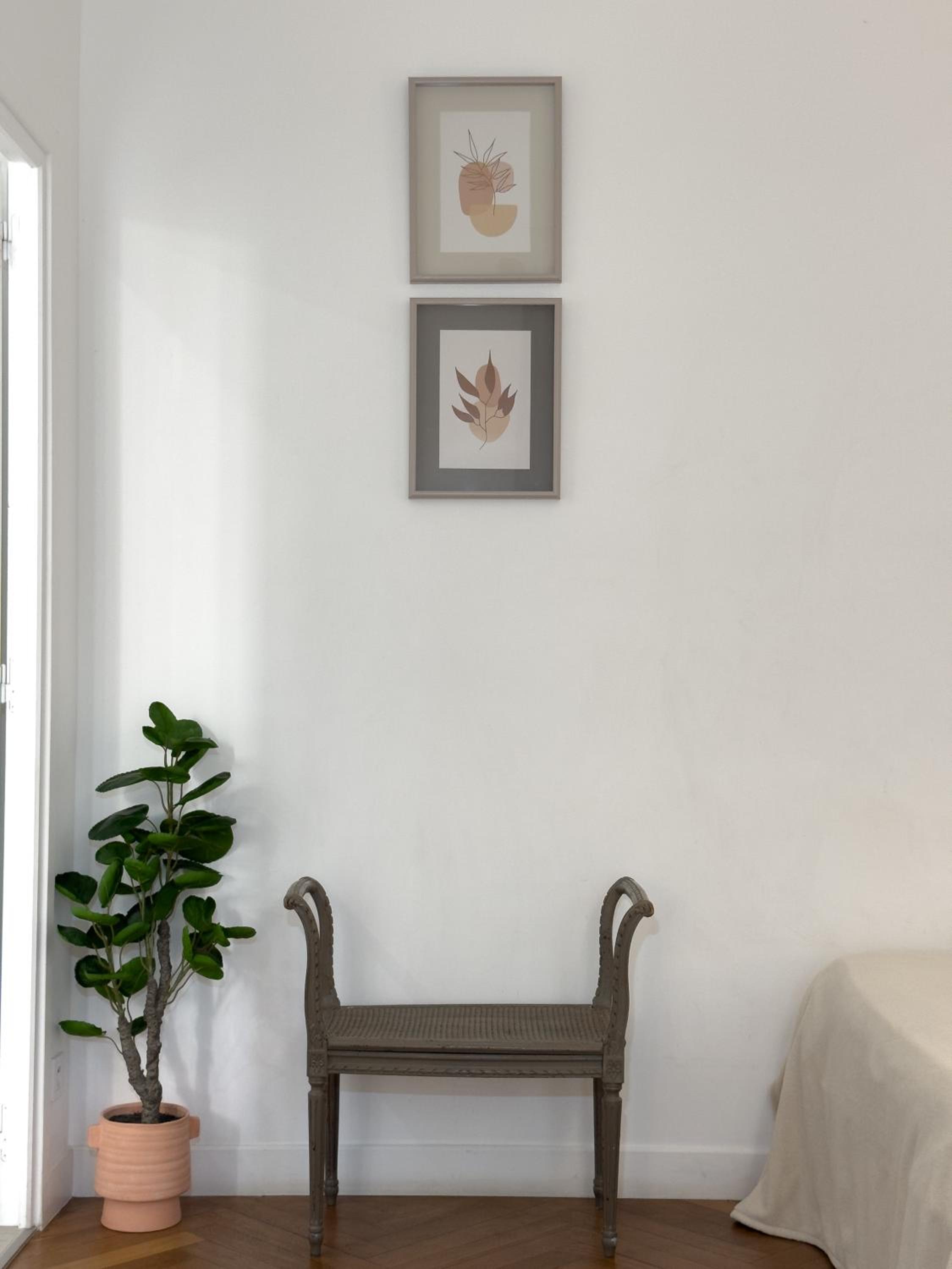 Central Studio - Bright & Modern - Private Terrace - AirCon - Near Train & Beach