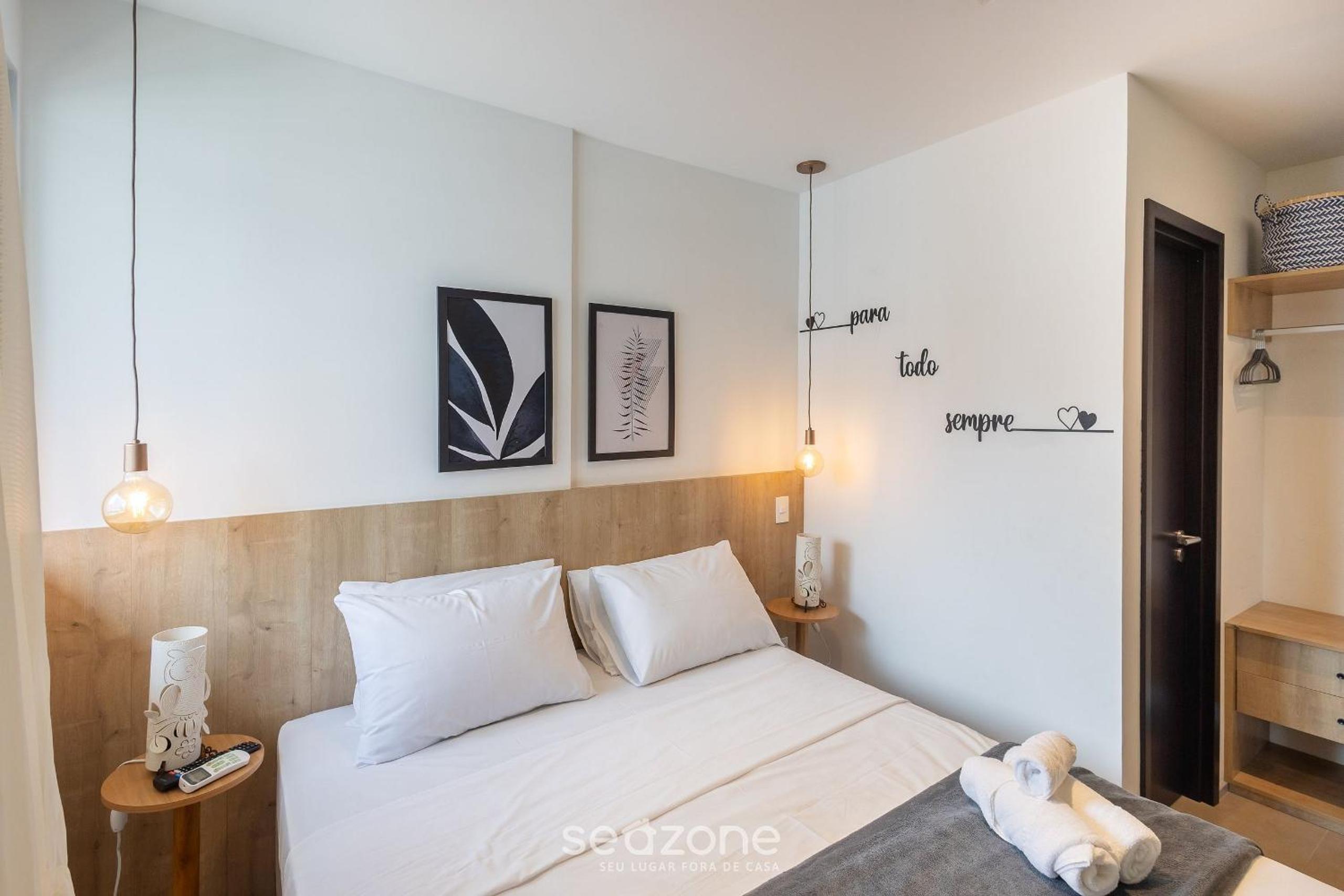 Apart with 1 suite 700 m from the beach ELR0507