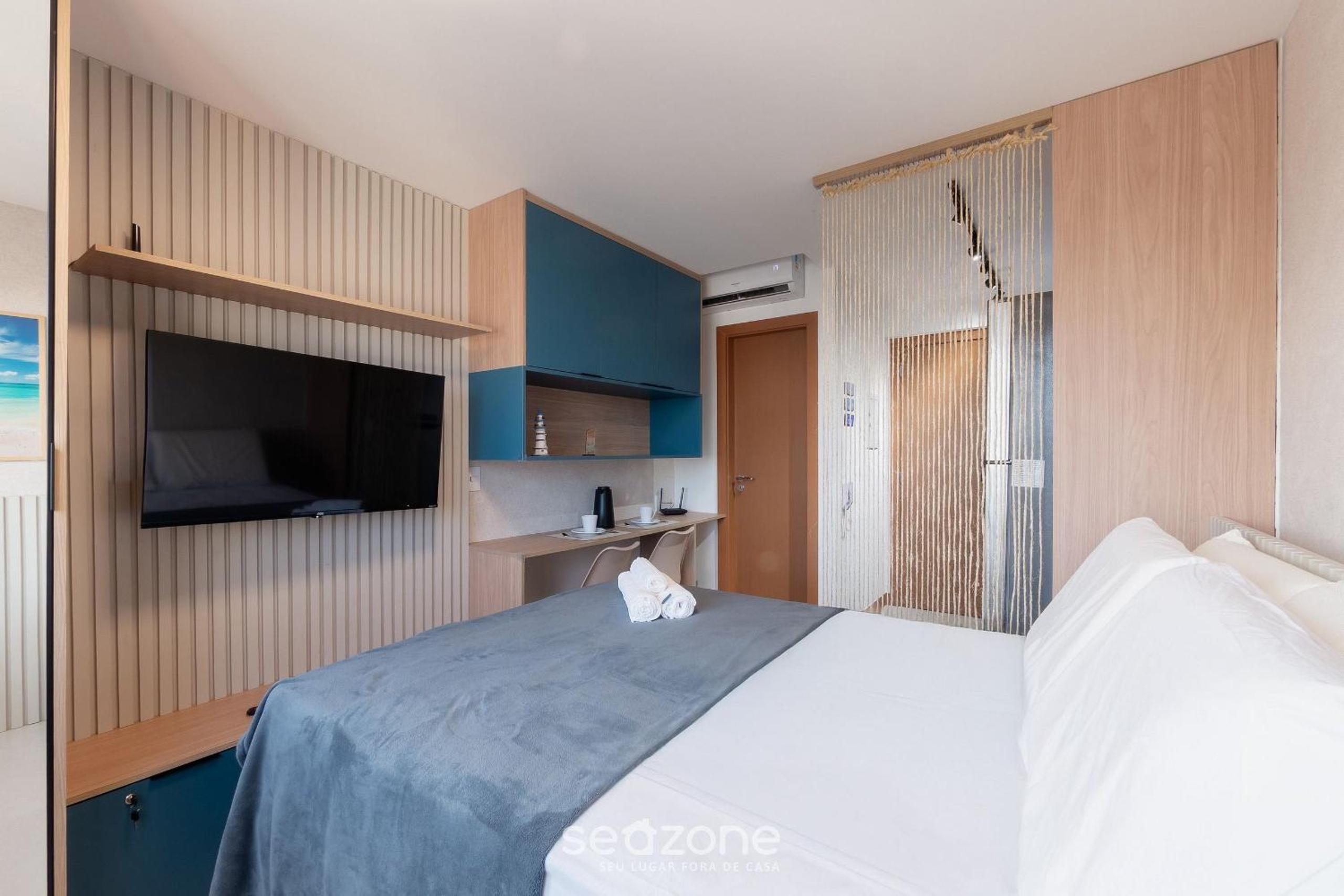 Modern and Fully Equipped Apartments 500m from Barra Beach in Salvador – ZNB