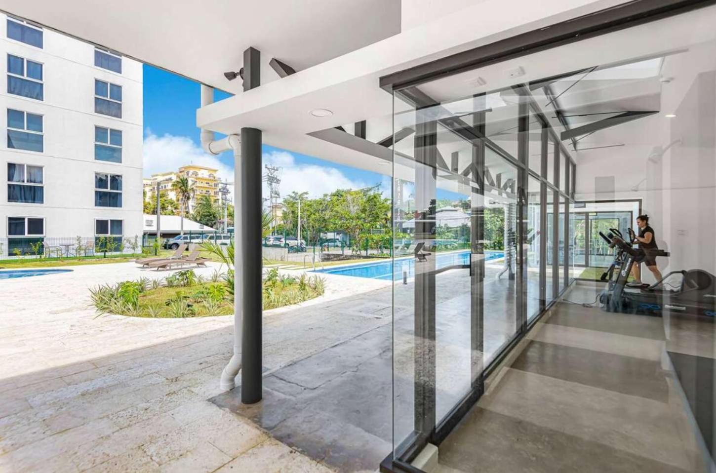 Modern 3BR Condo at Viva Jaco w Pool & Gym