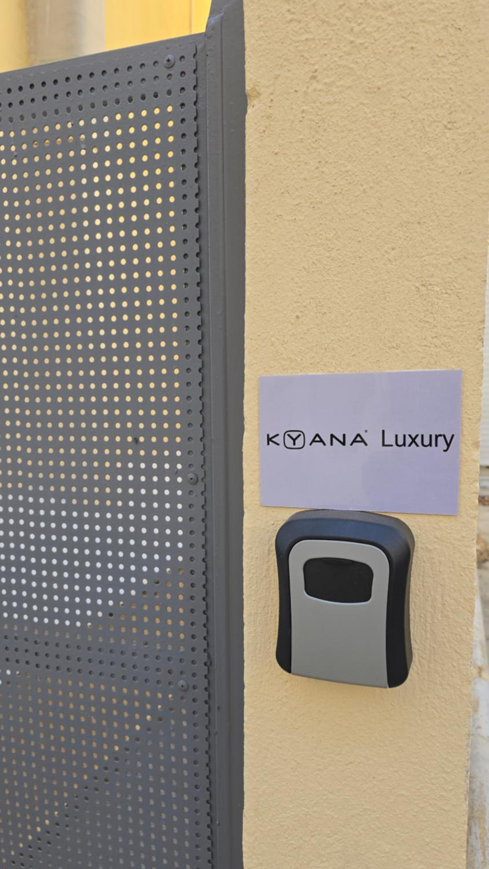 KYANA Luxury KVA