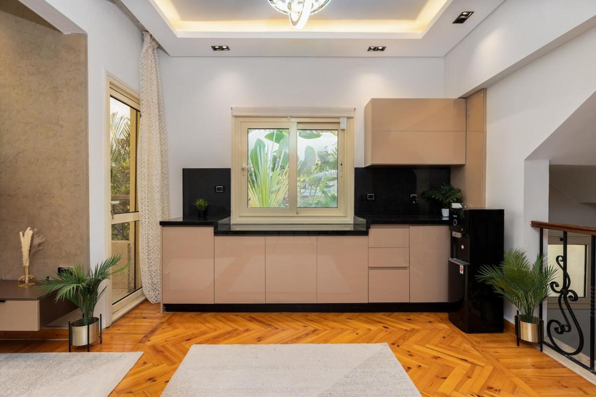 Luxury Family Villa with Private Pool in Sheikh Zayed Khan