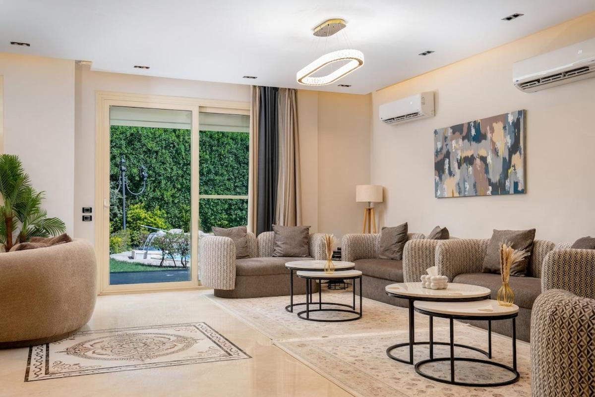Luxury Family Villa with Private Pool in Sheikh Zayed Khan