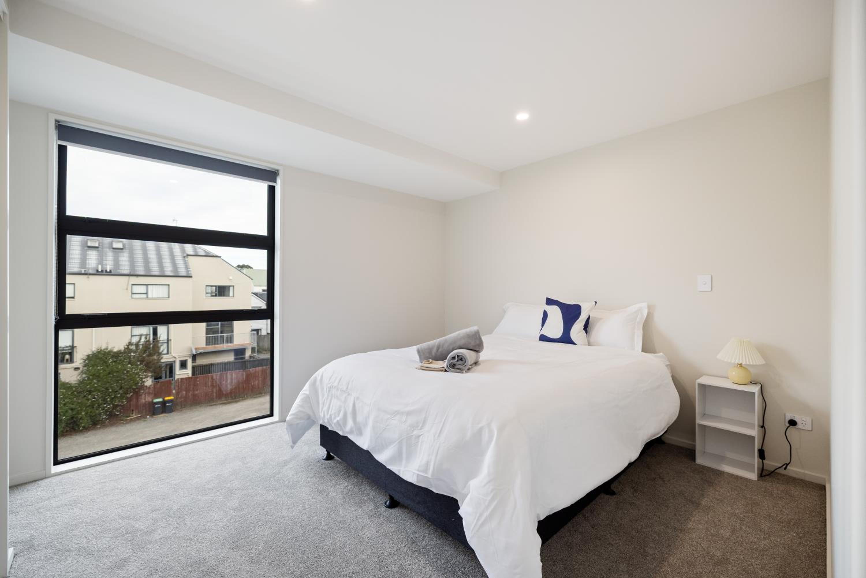 Modern 3 Bedroom Townhouse - Only 10min walk to Stadium