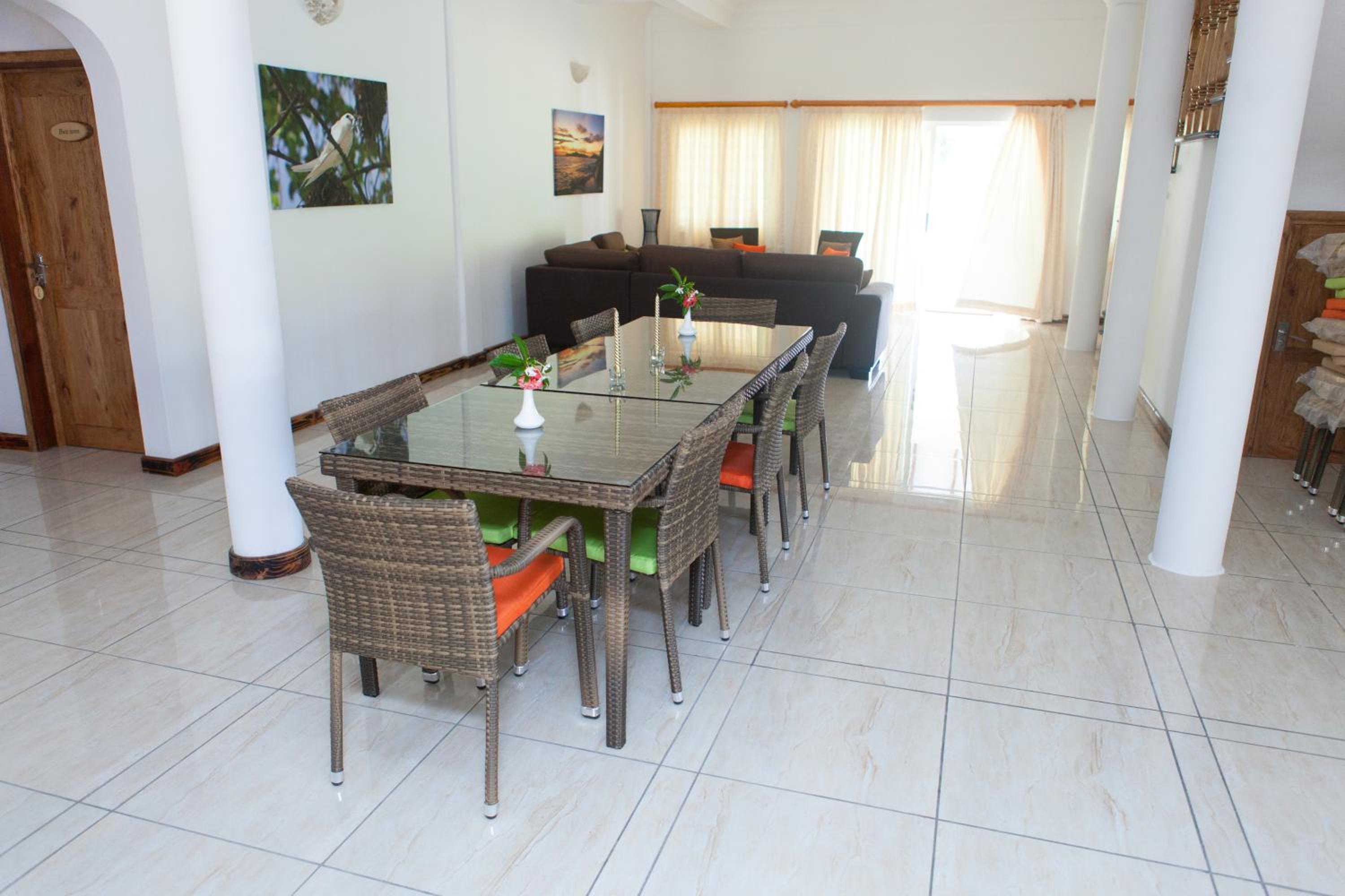 Grann Kaz Guest House