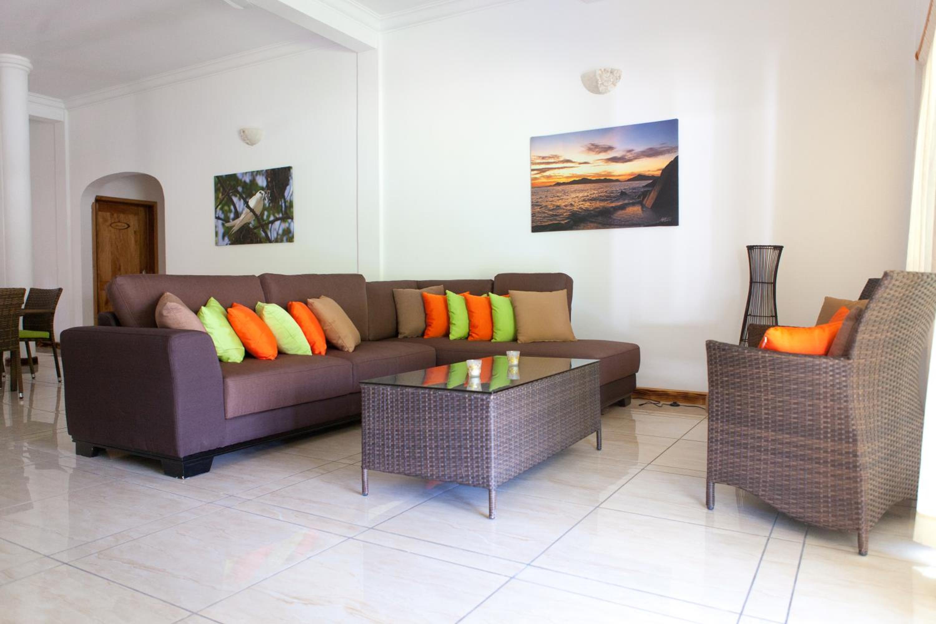 Grann Kaz Guest House