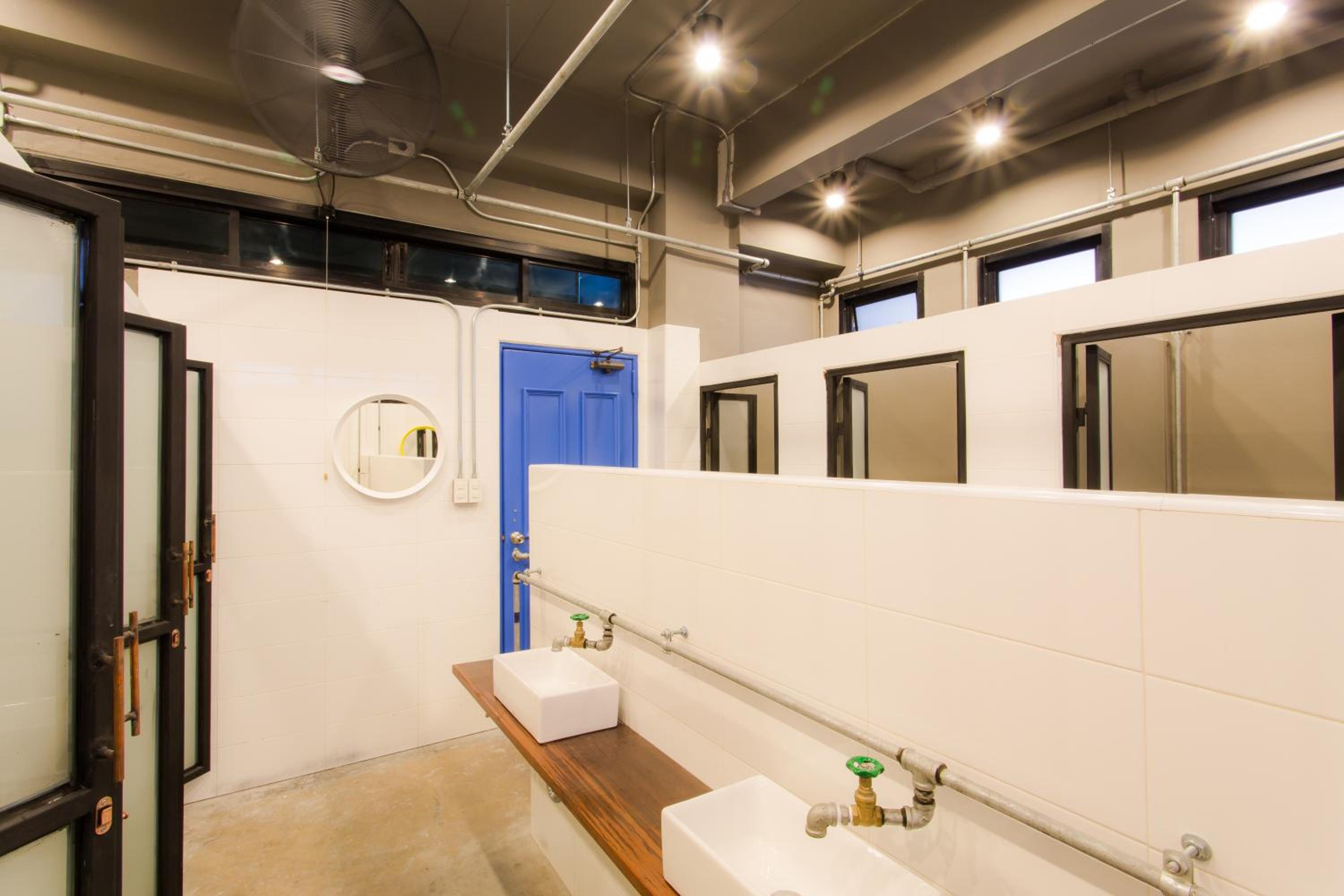 Bloo Hostel