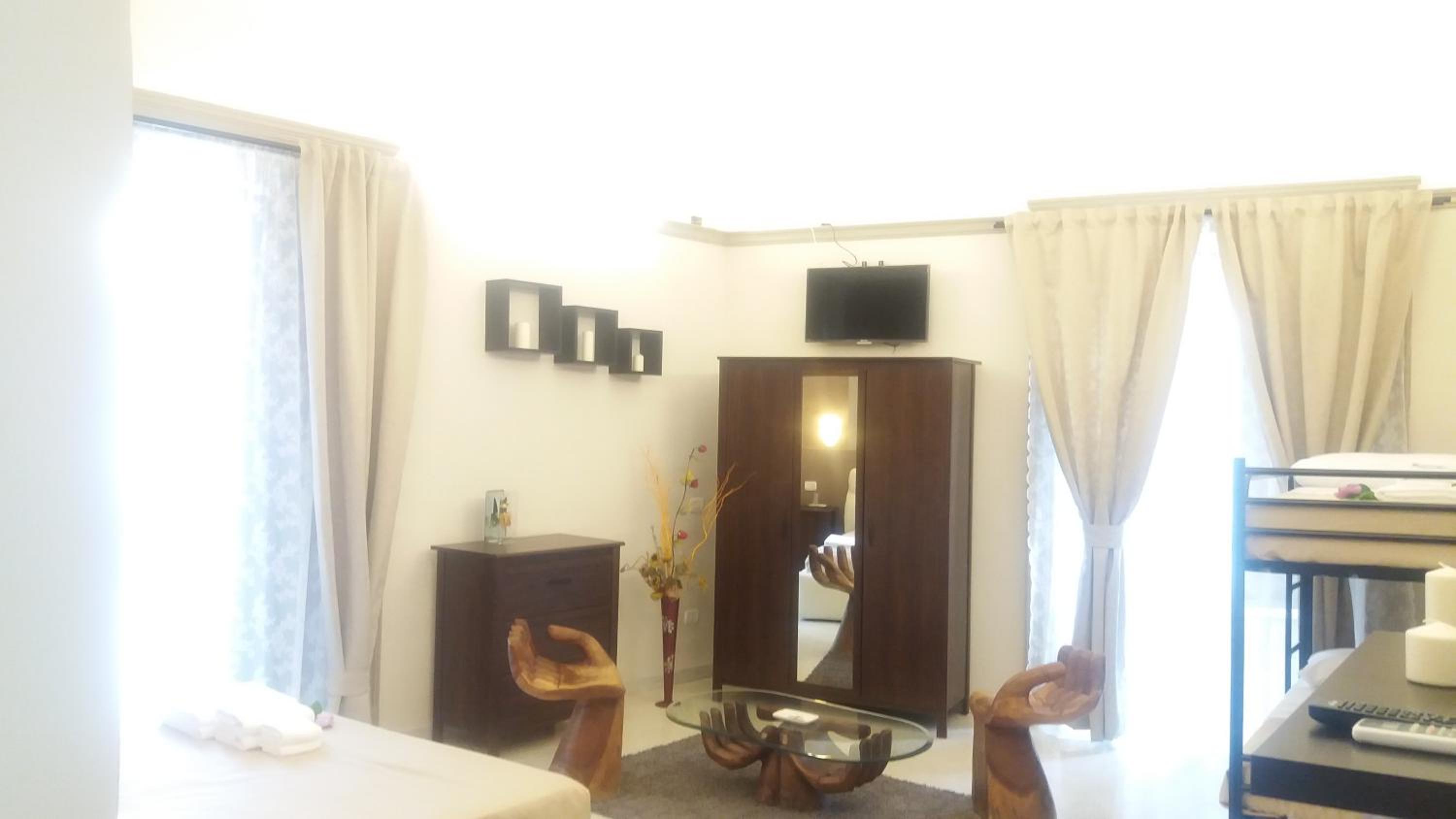 Cusmano Residence view 5