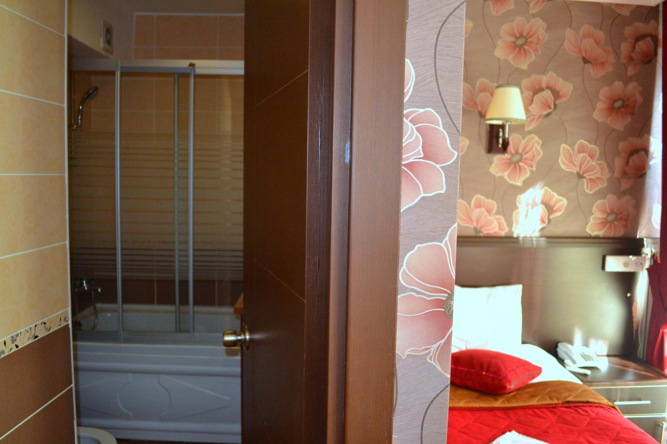 Ares Hotel - Image 38