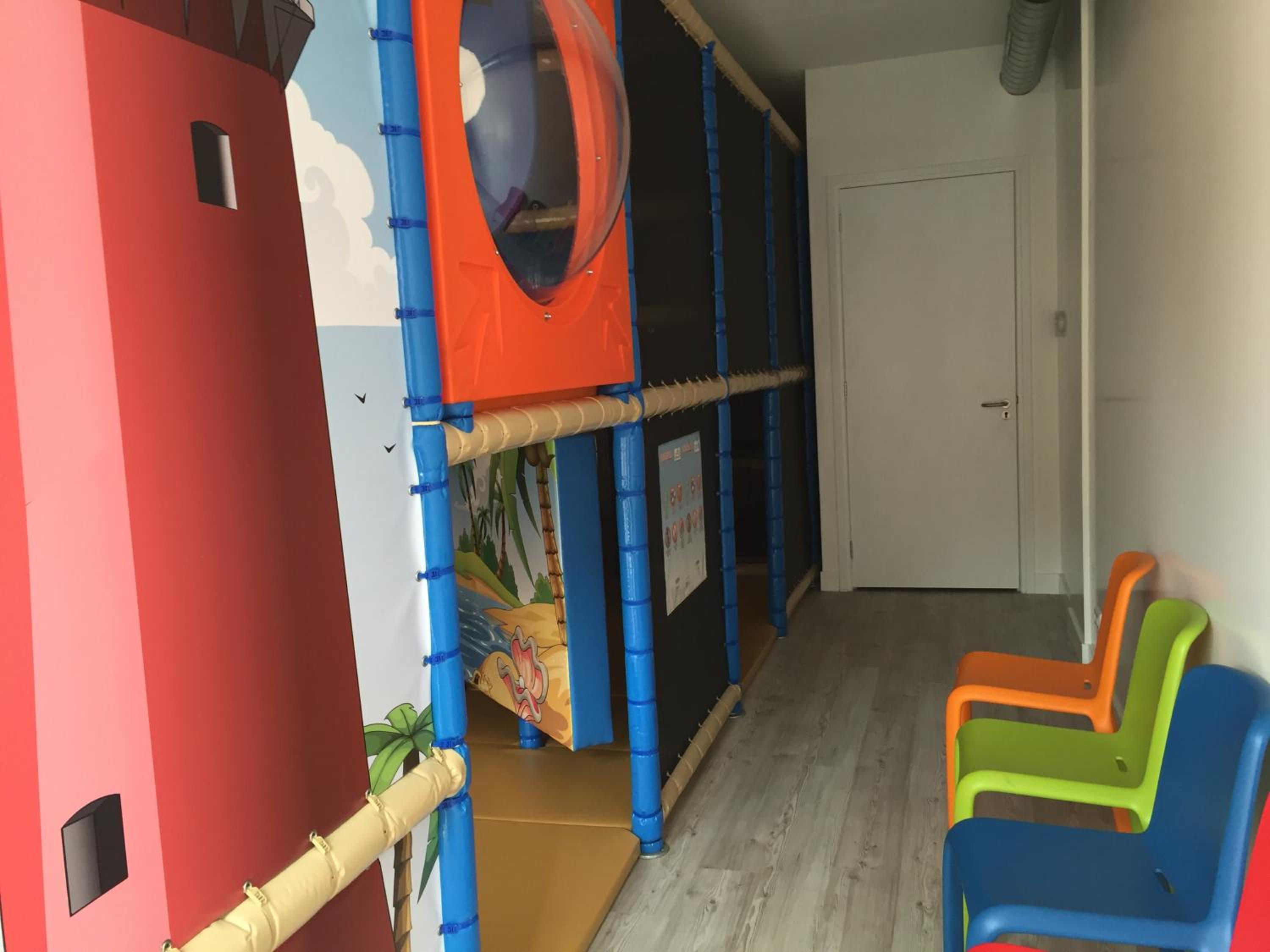 Photo 16