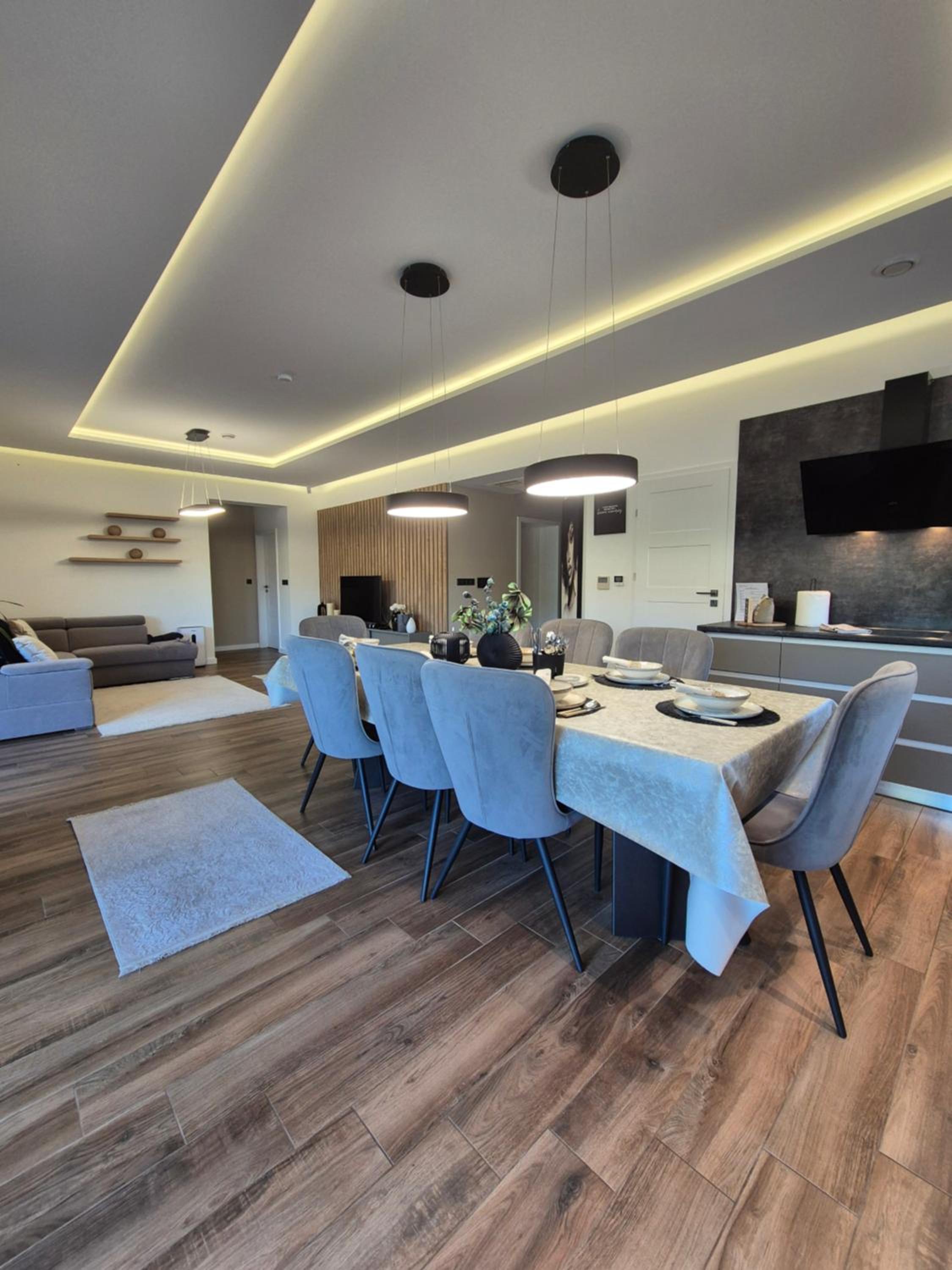 Four Seasons Luxory Vendégház