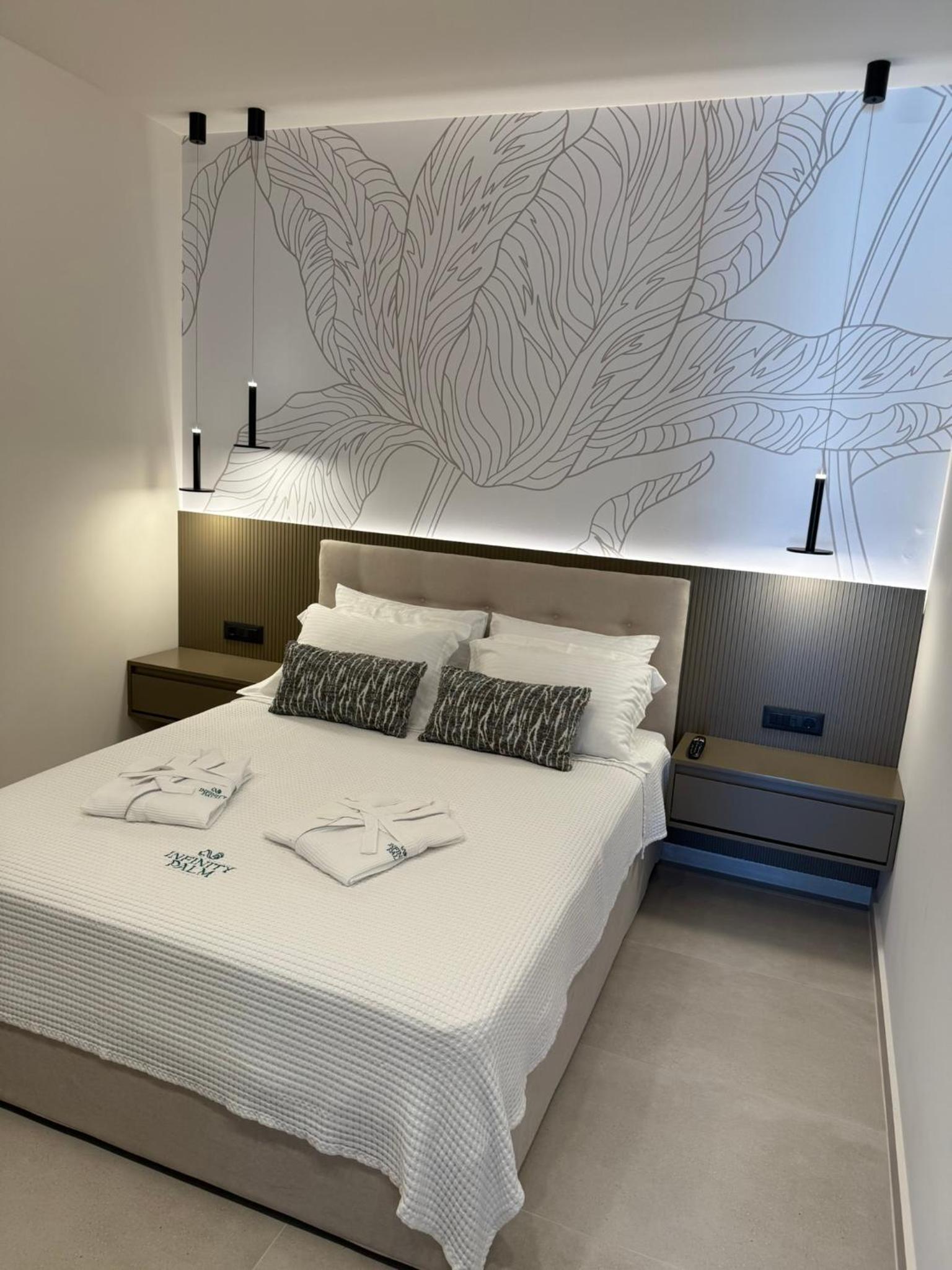 Infinity Palm Villa