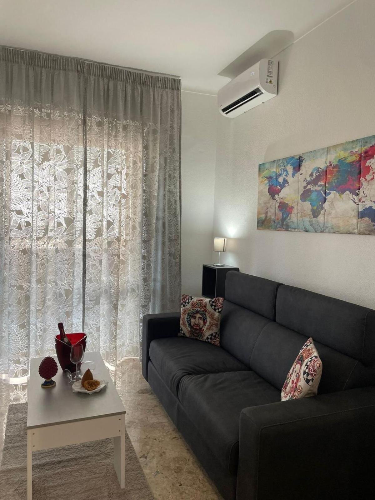 Casa Caruso Holiday Home Catania