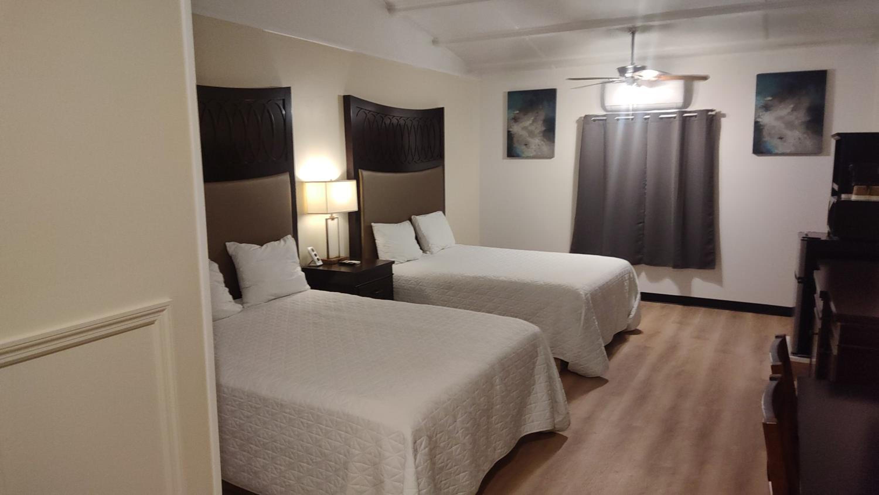 Royal Inn Motel