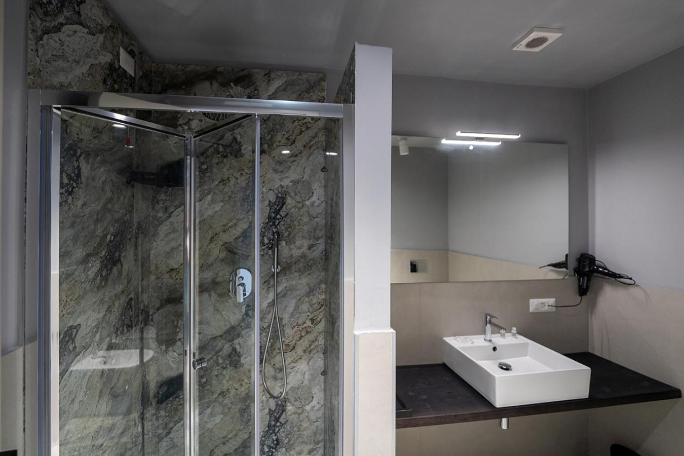 Mia Suites Angioino