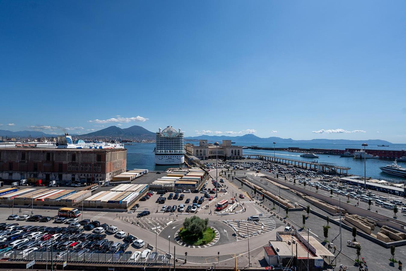 Mia Suites Angioino