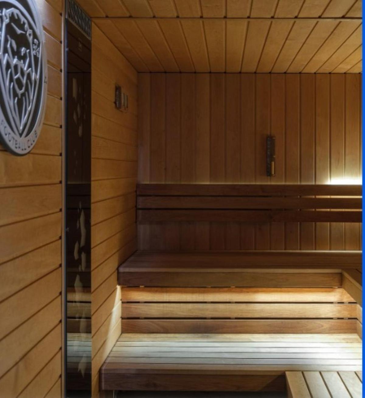 Cozy 2-Bedroom flat with Terrace & Parking by Alfa