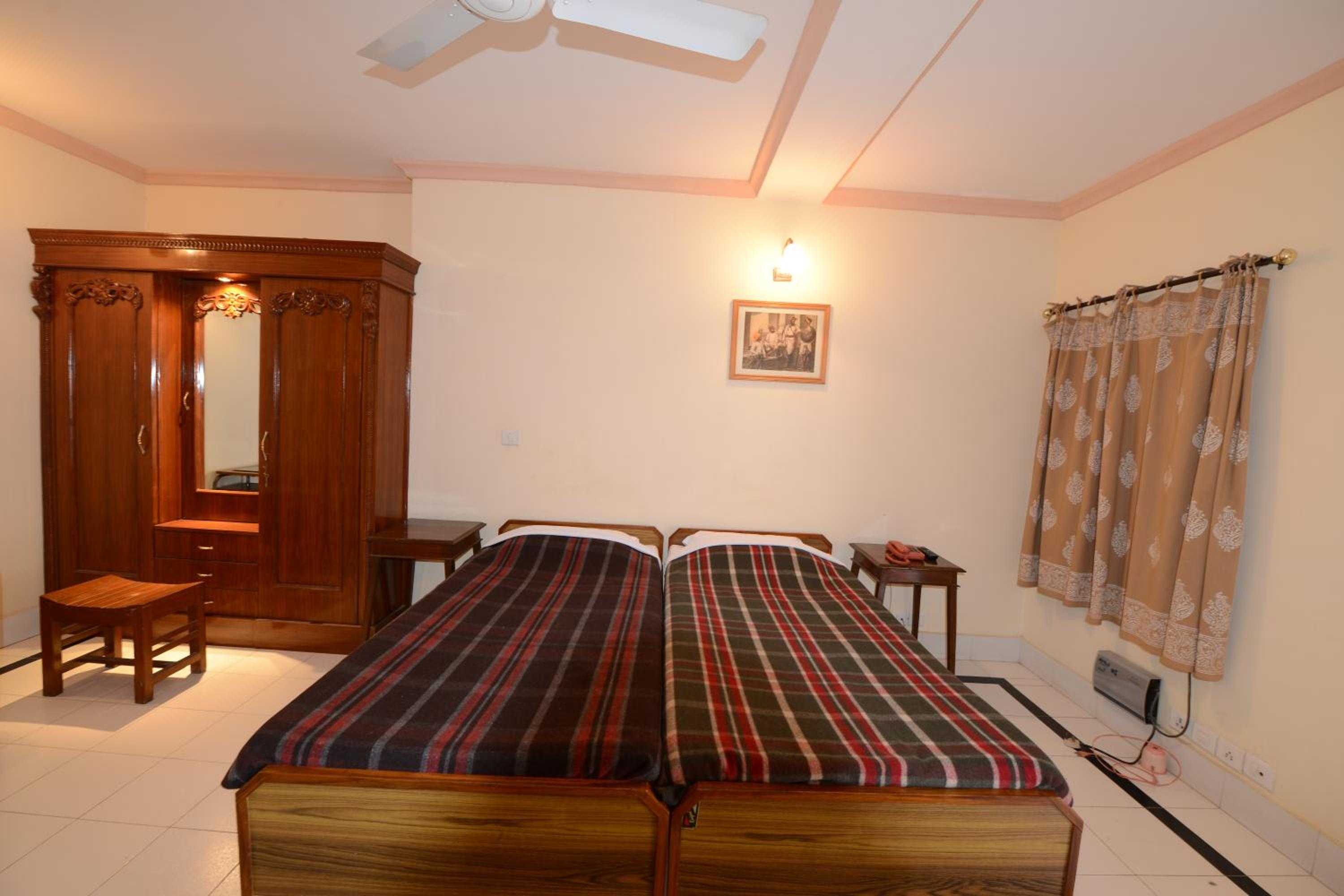 Bikaner Vacations - Hotel Jaswant Bhawan - Property Image 10