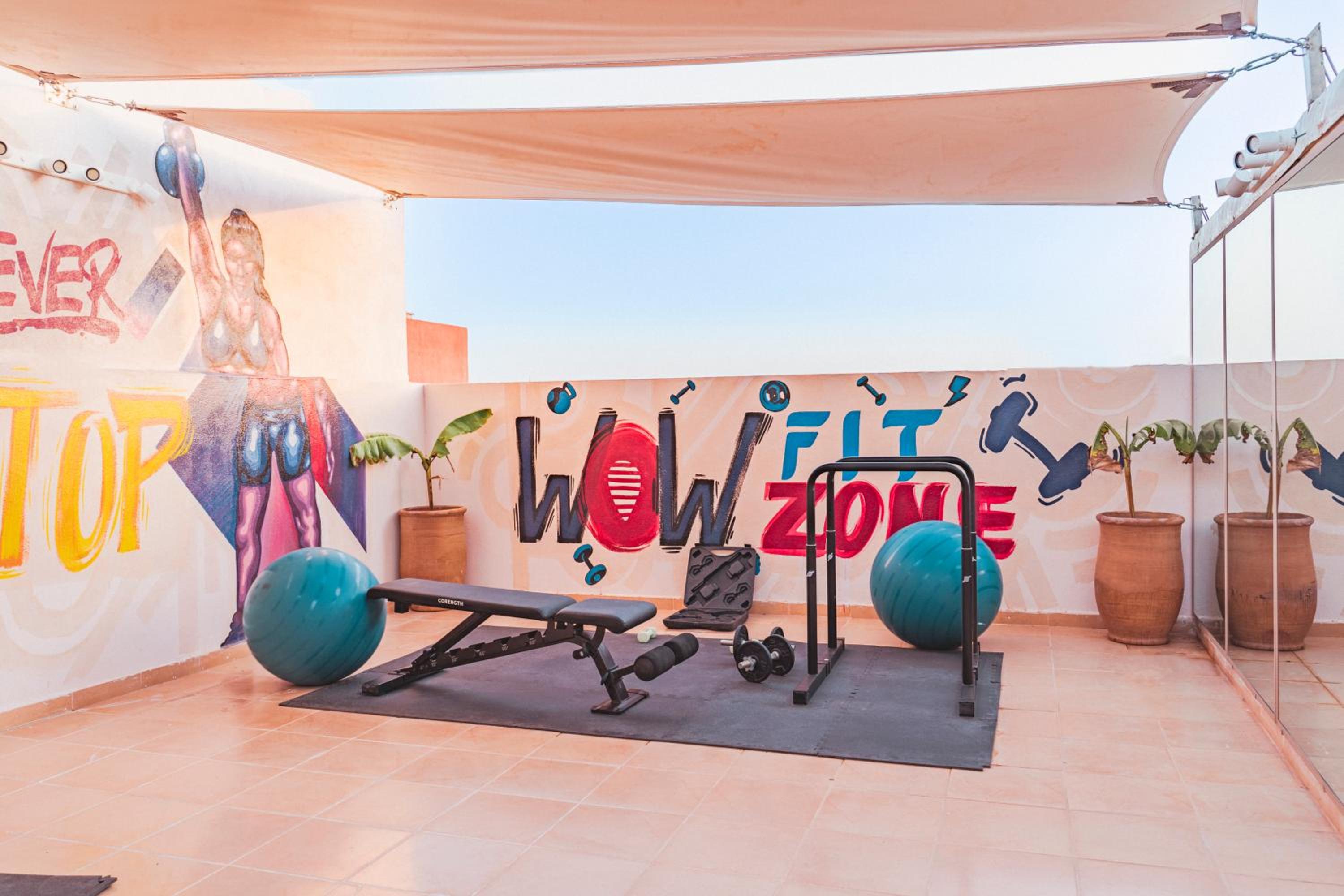 W Hotel Free Jacuzzi & Gym
