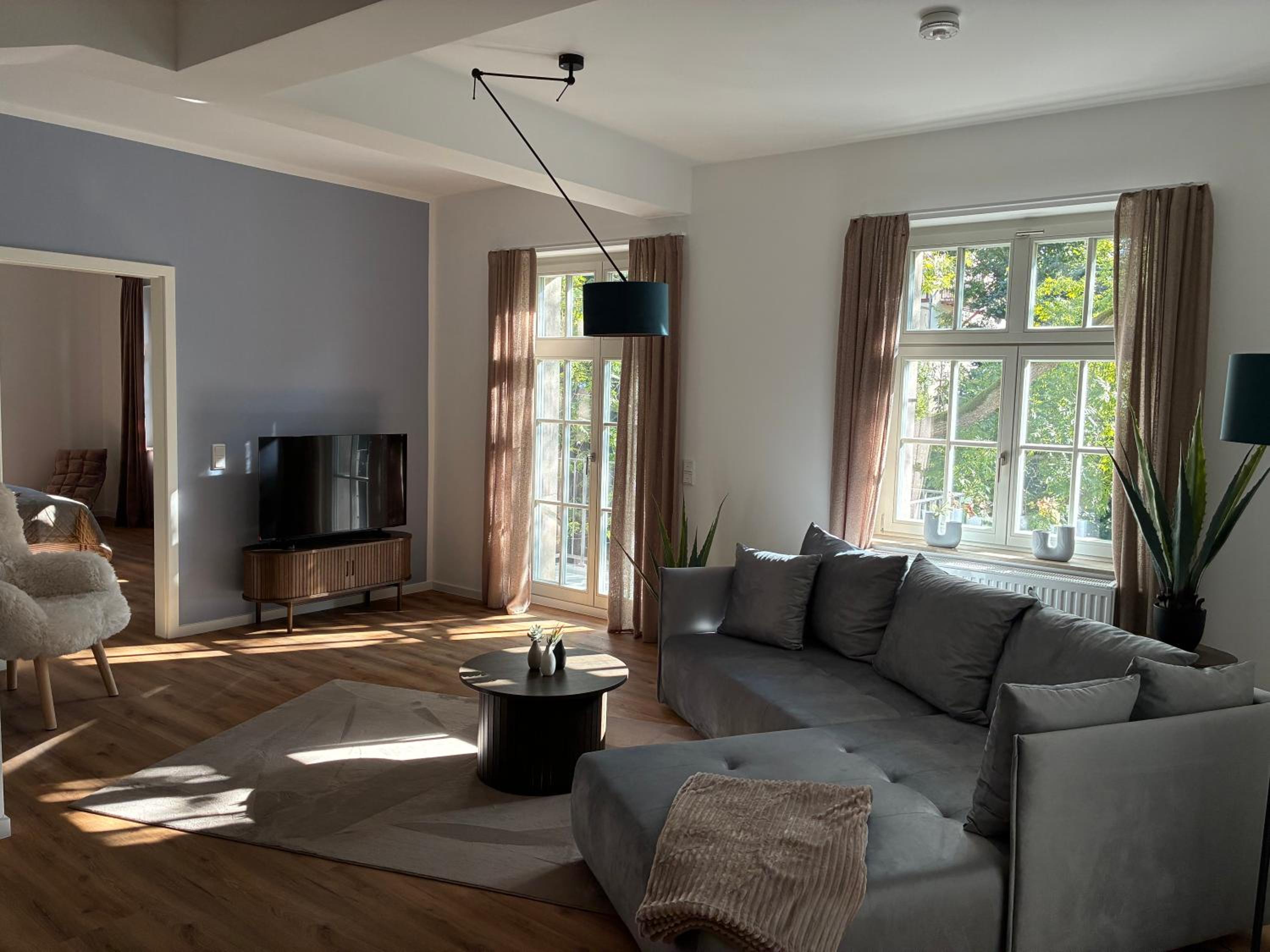 ANER 7 luxuriöses Familienapartment für bis zu 6 Personen mit kleinem Heimkino