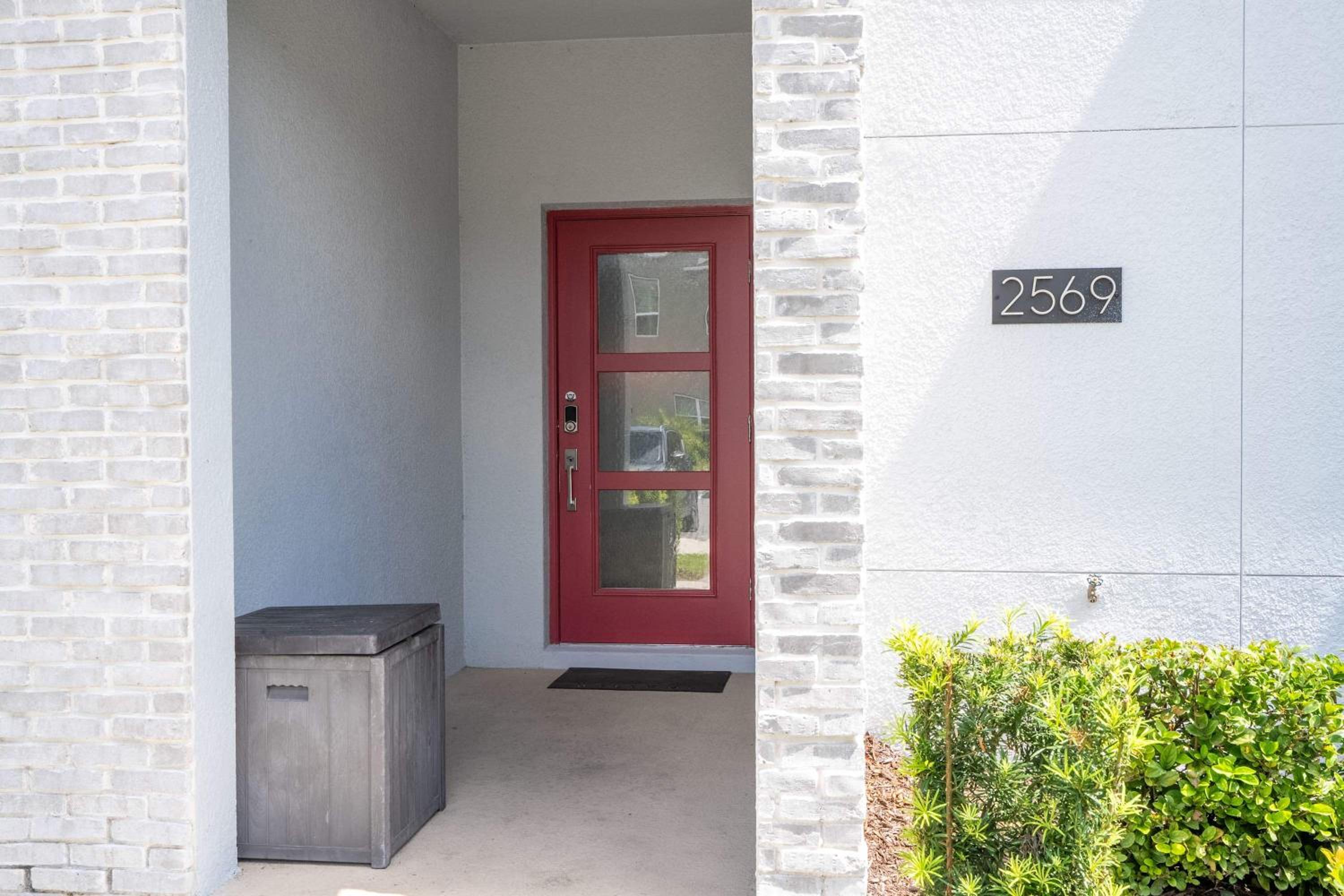 Stunning 4Bd Close to Disney at Storey Lake Resort 2569