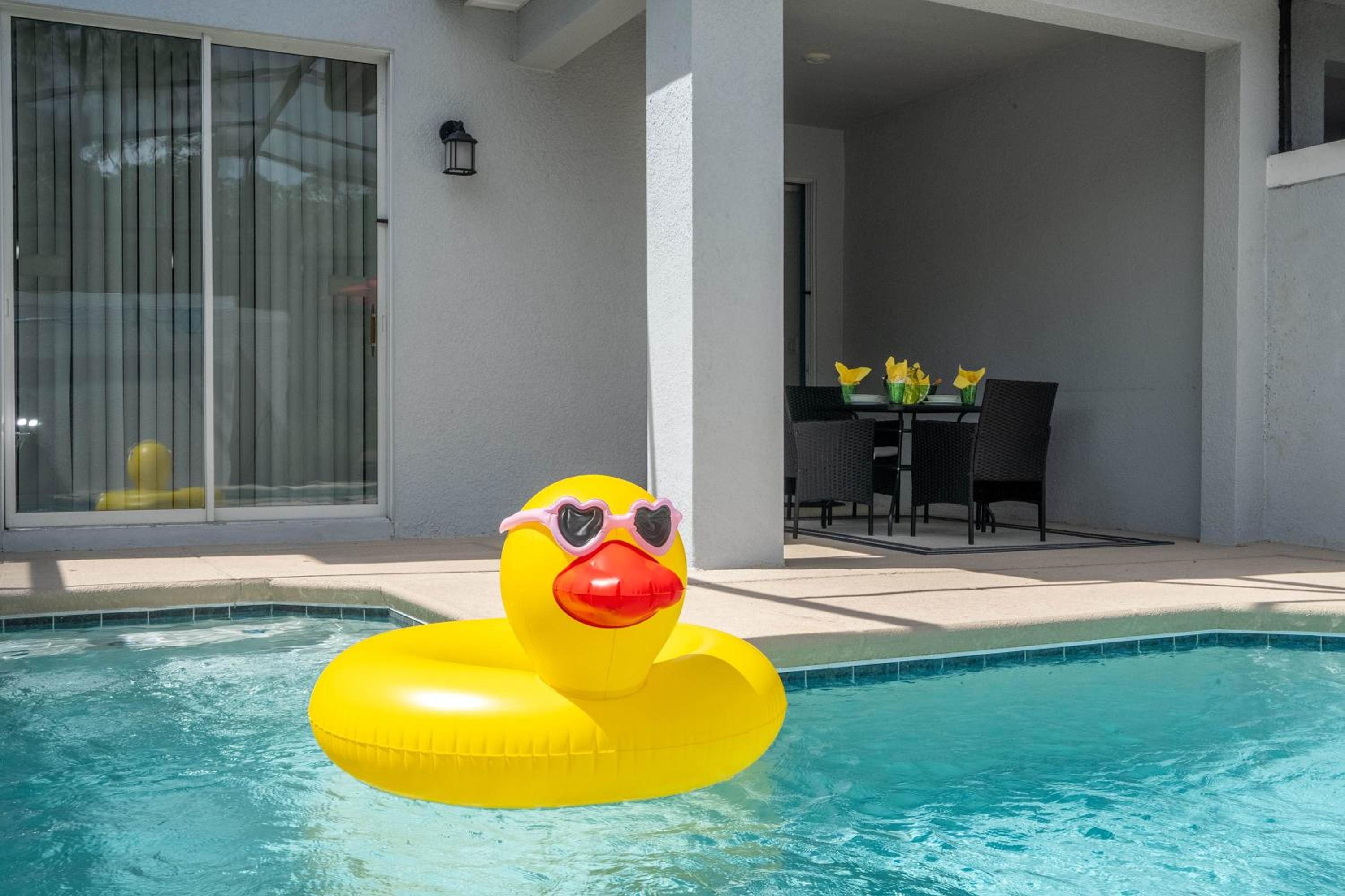 Stunning 4Bd Close to Disney at Storey Lake Resort 2569