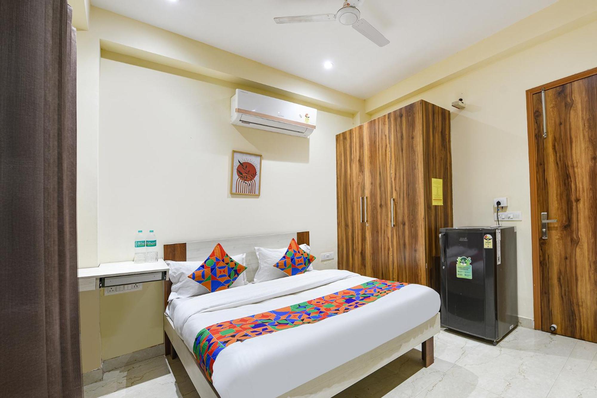 FabHotel Sunshine