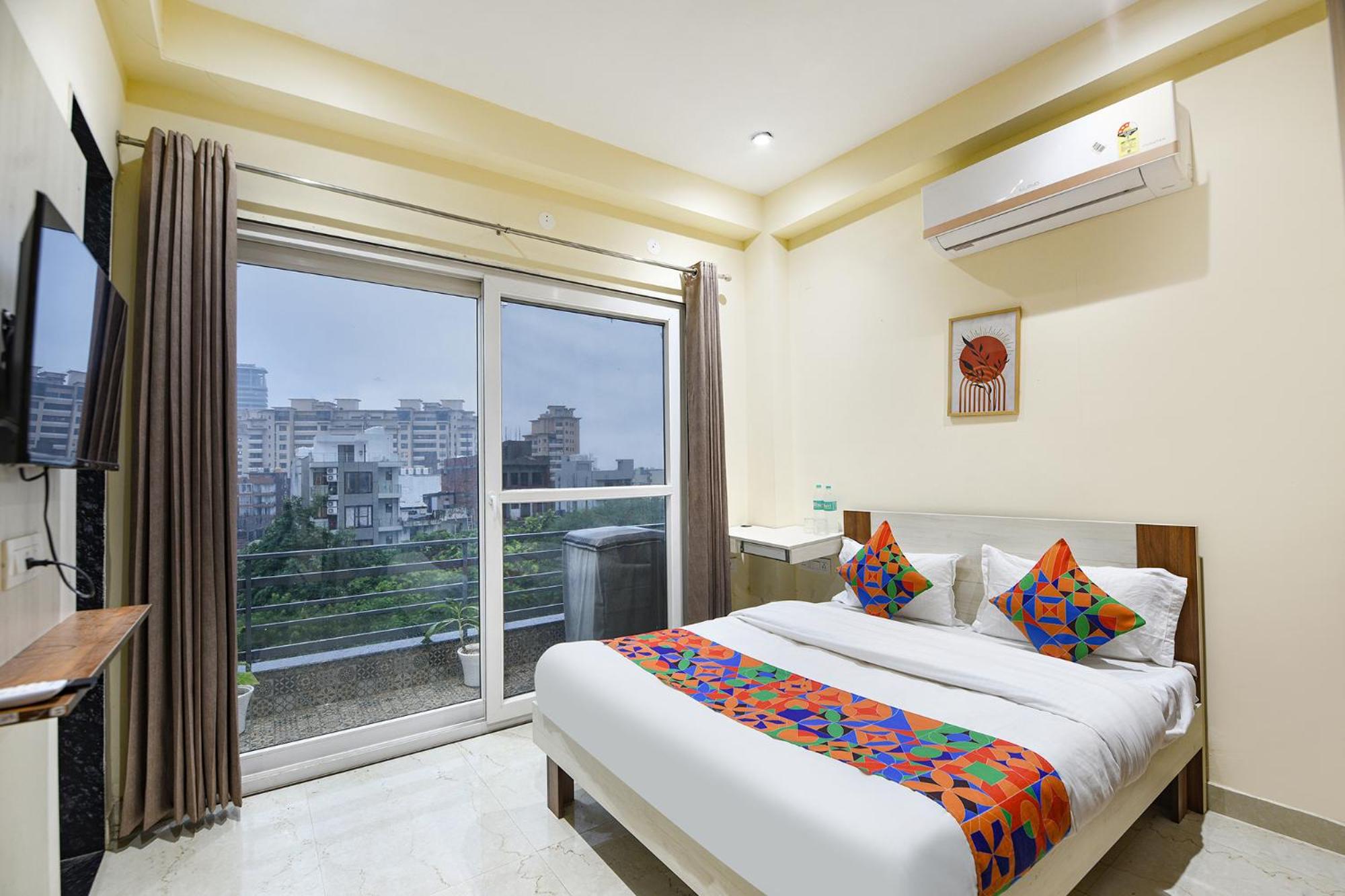 FabHotel Sunshine