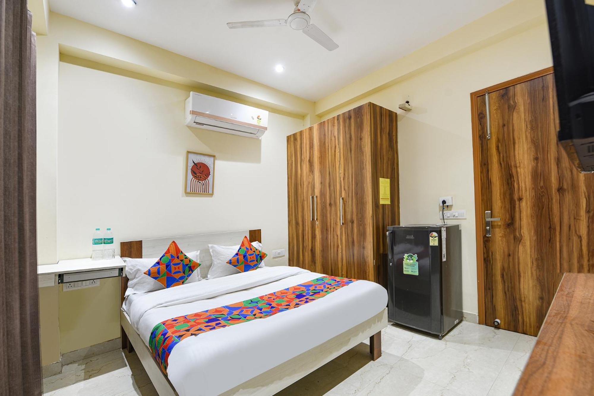 FabHotel Sunshine