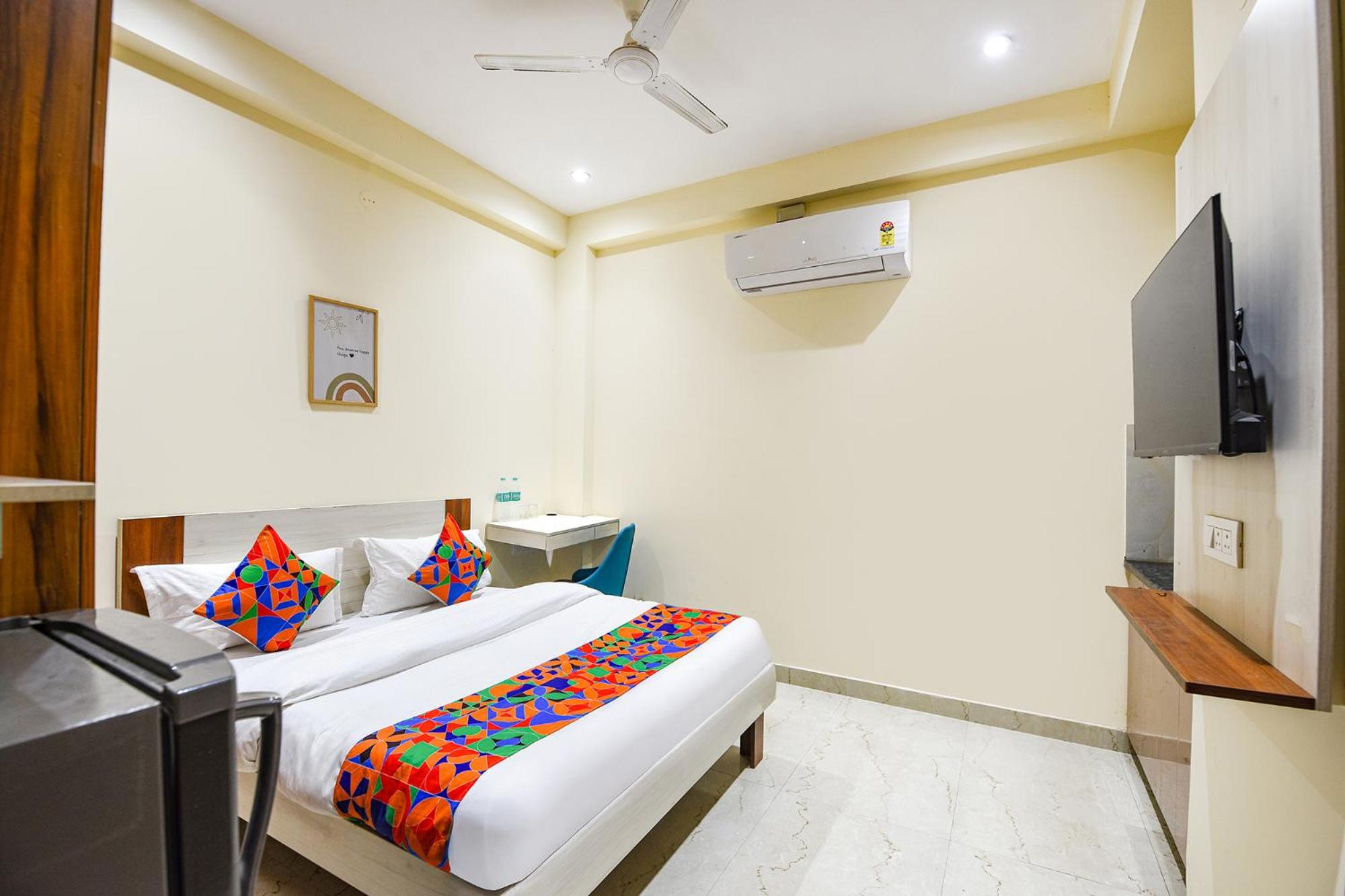 FabHotel Sunshine