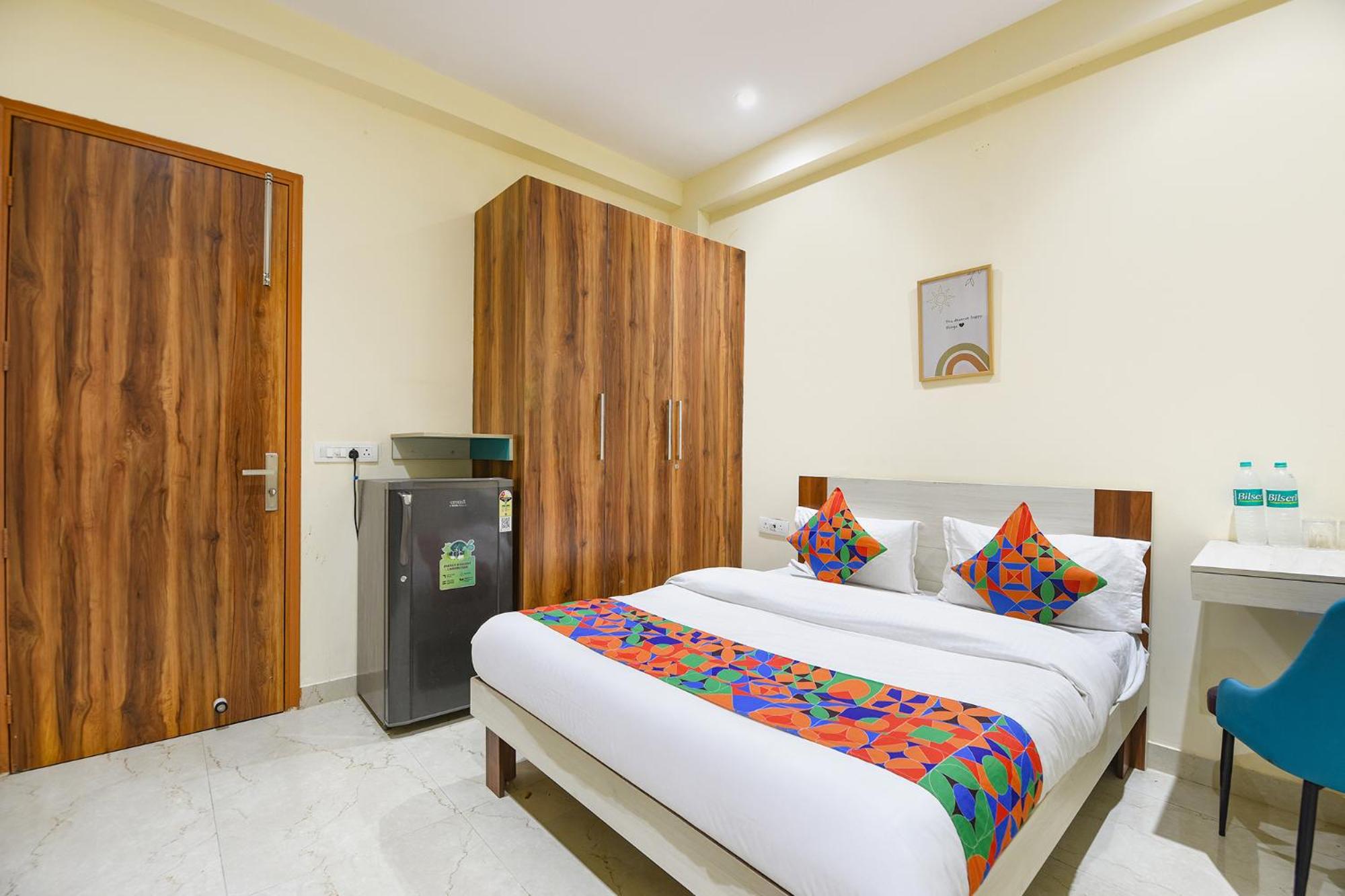 FabHotel Sunshine
