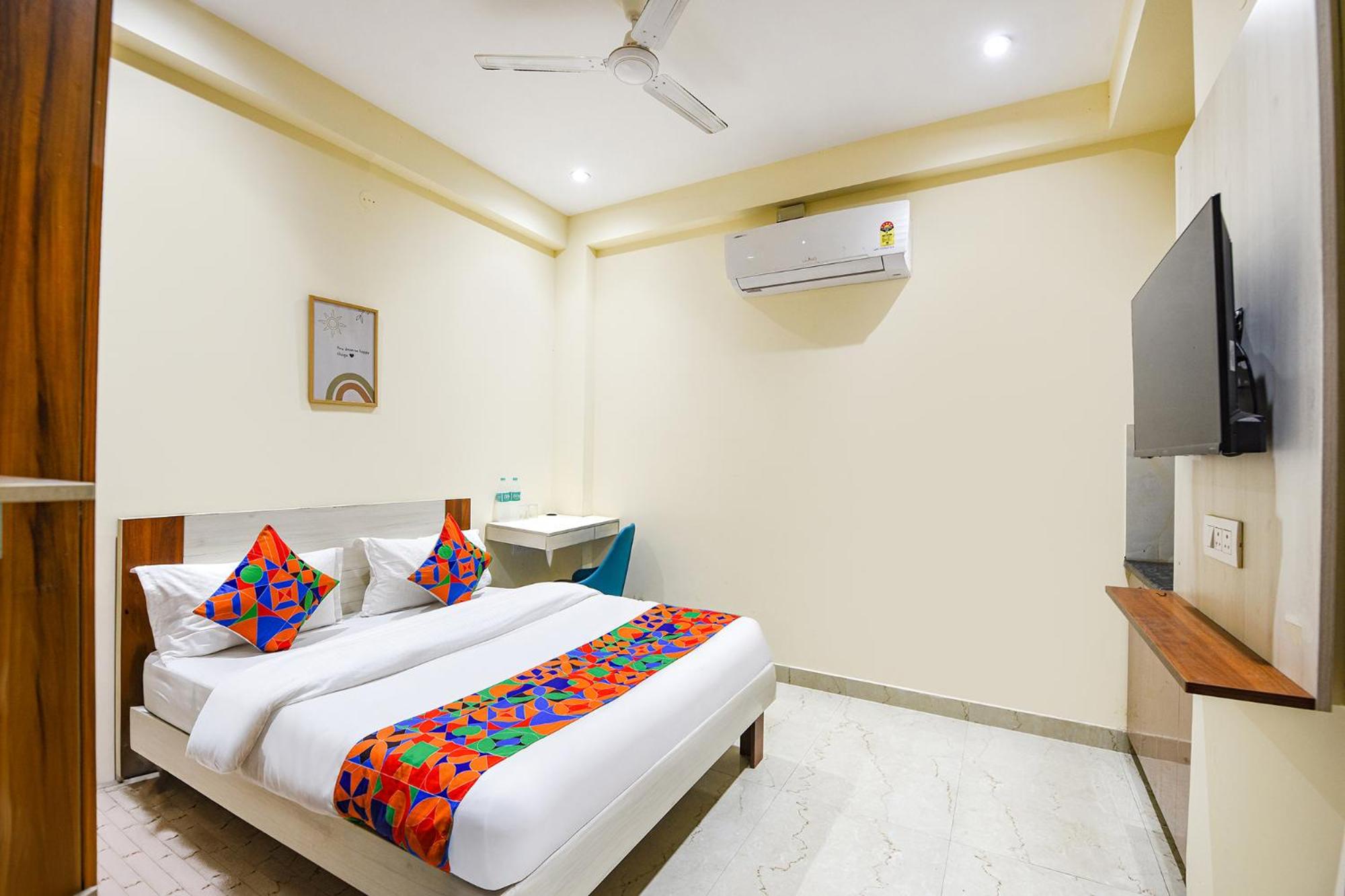 FabHotel Sunshine