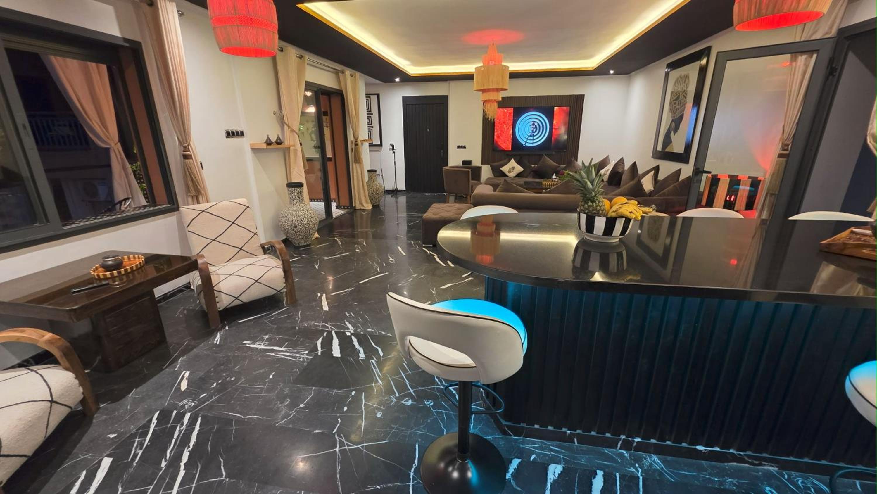 Design Art Gallery Apartment Marrakech swimming pool on the Roof