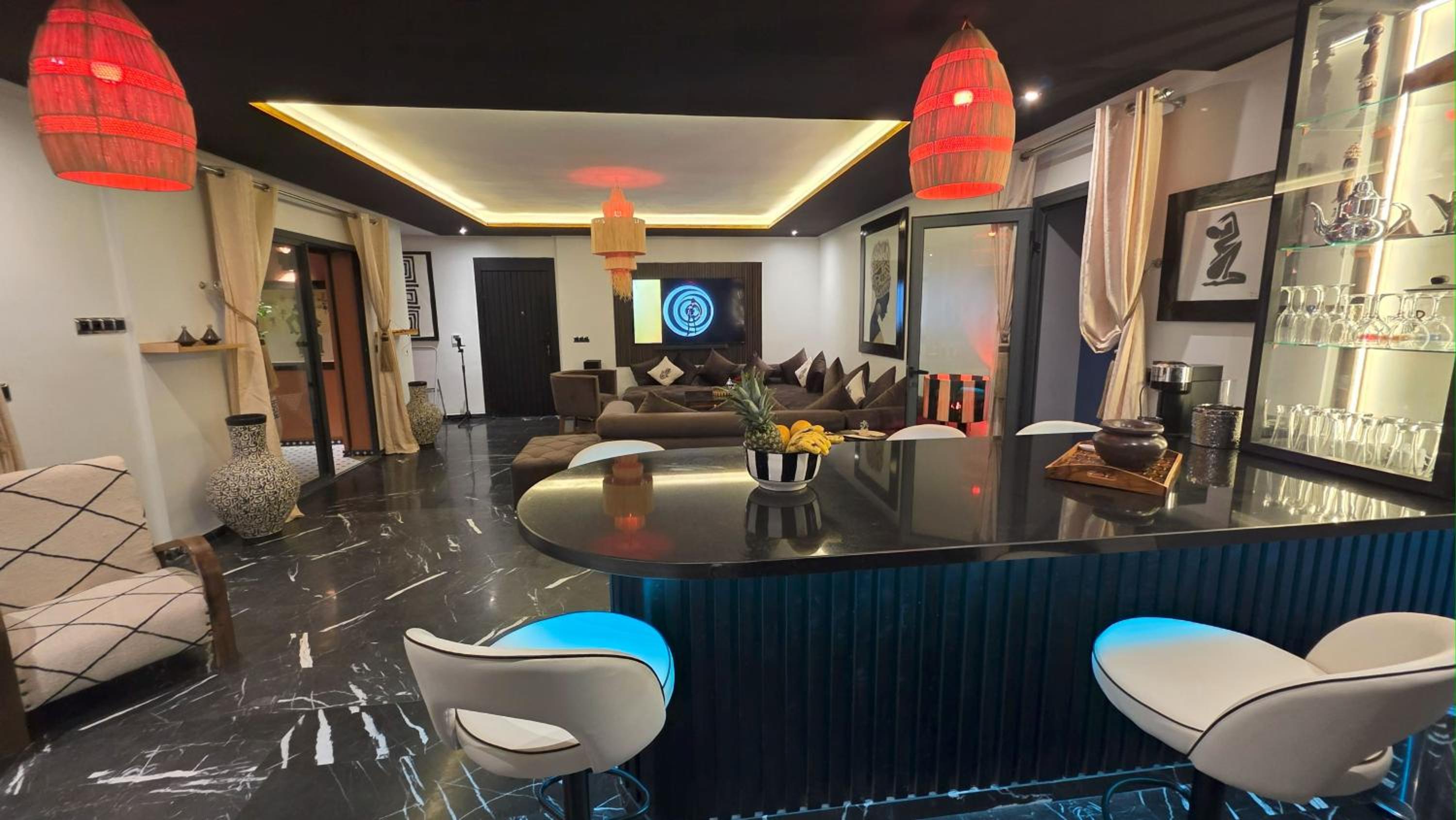 Design Art Gallery Apartment Marrakech swimming pool on the Roof