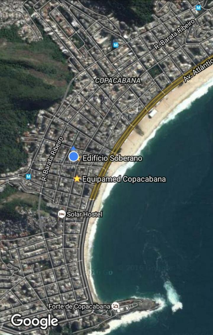 Copacabana 3 quartos ar cond a 2 qds da praia