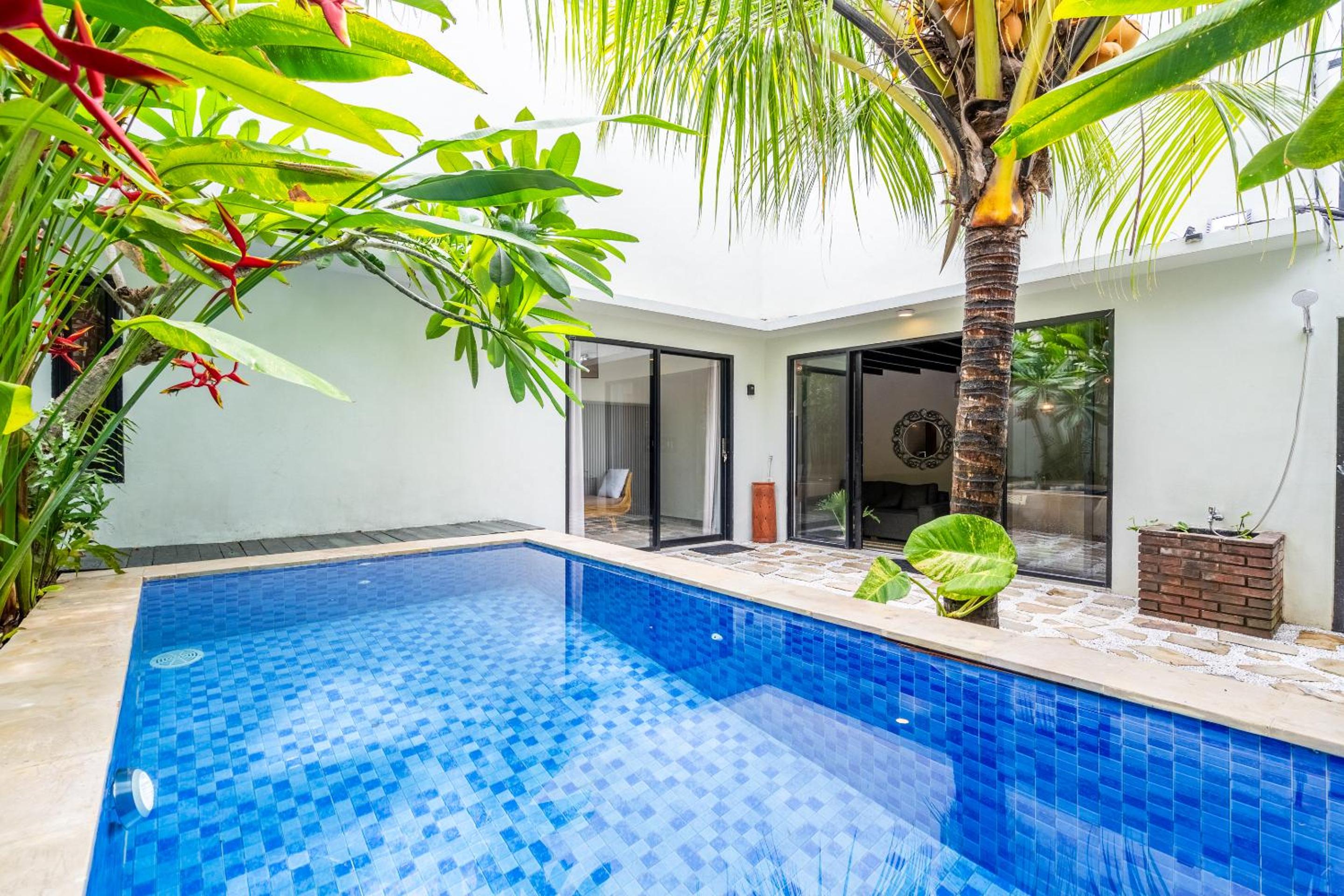 Swasti Gading Villa Private Pool
