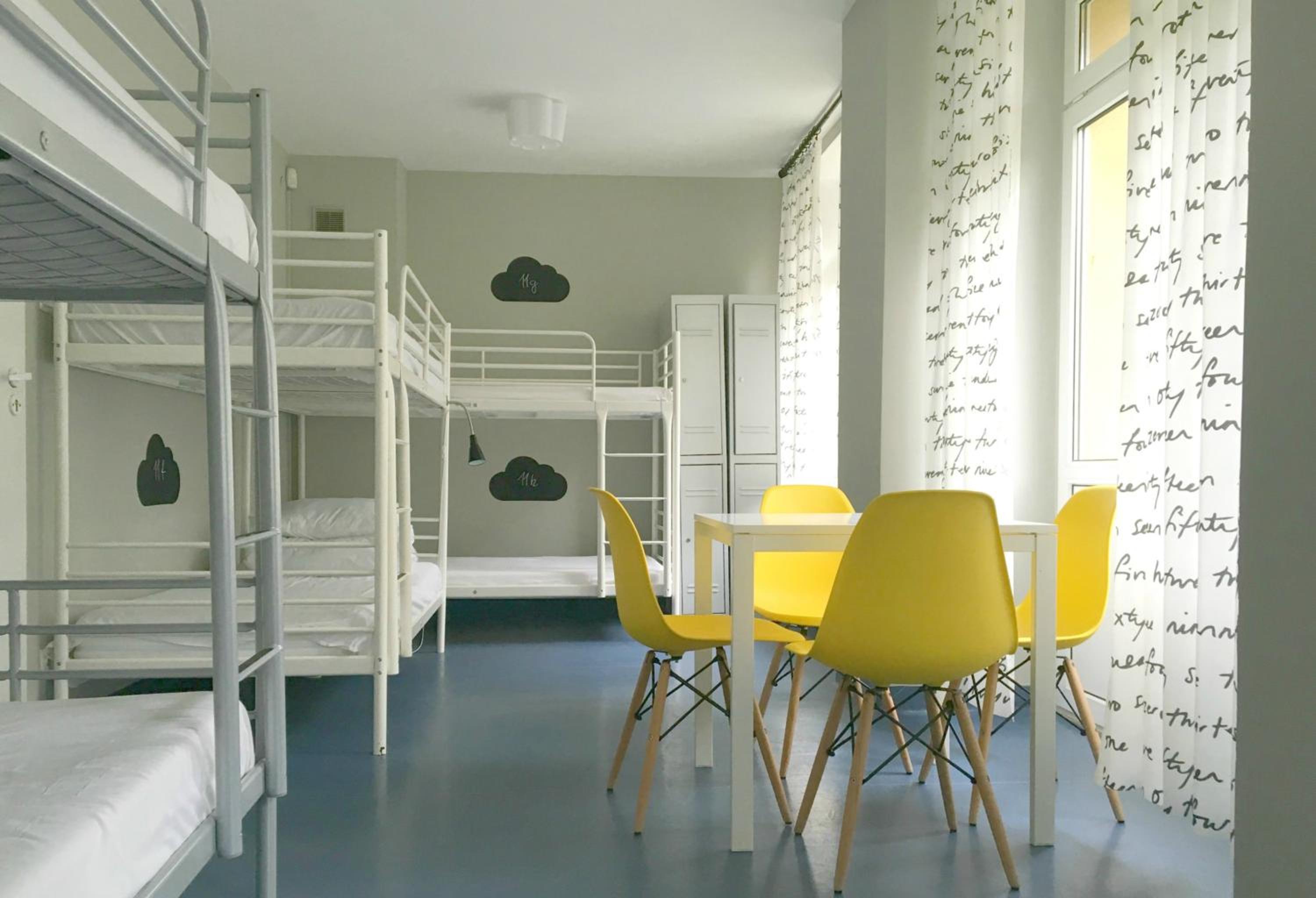 Cloud Hostel