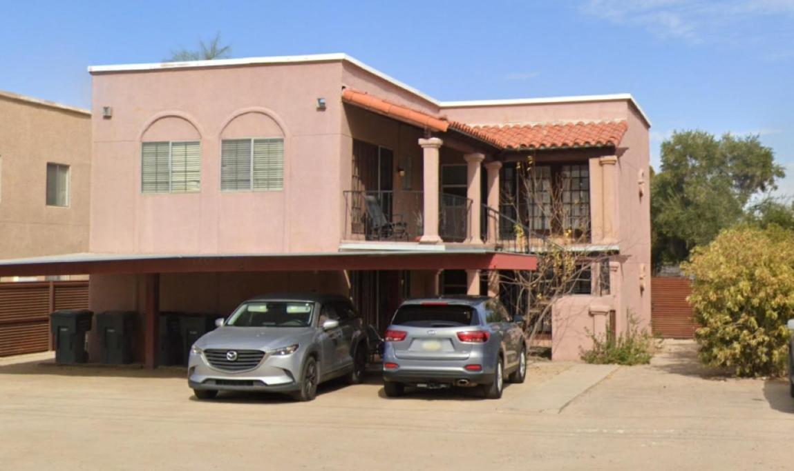 Charming 1-bed apt, cook-ready kitchen, laundry, 5-8 mins to U of A and Downtown
