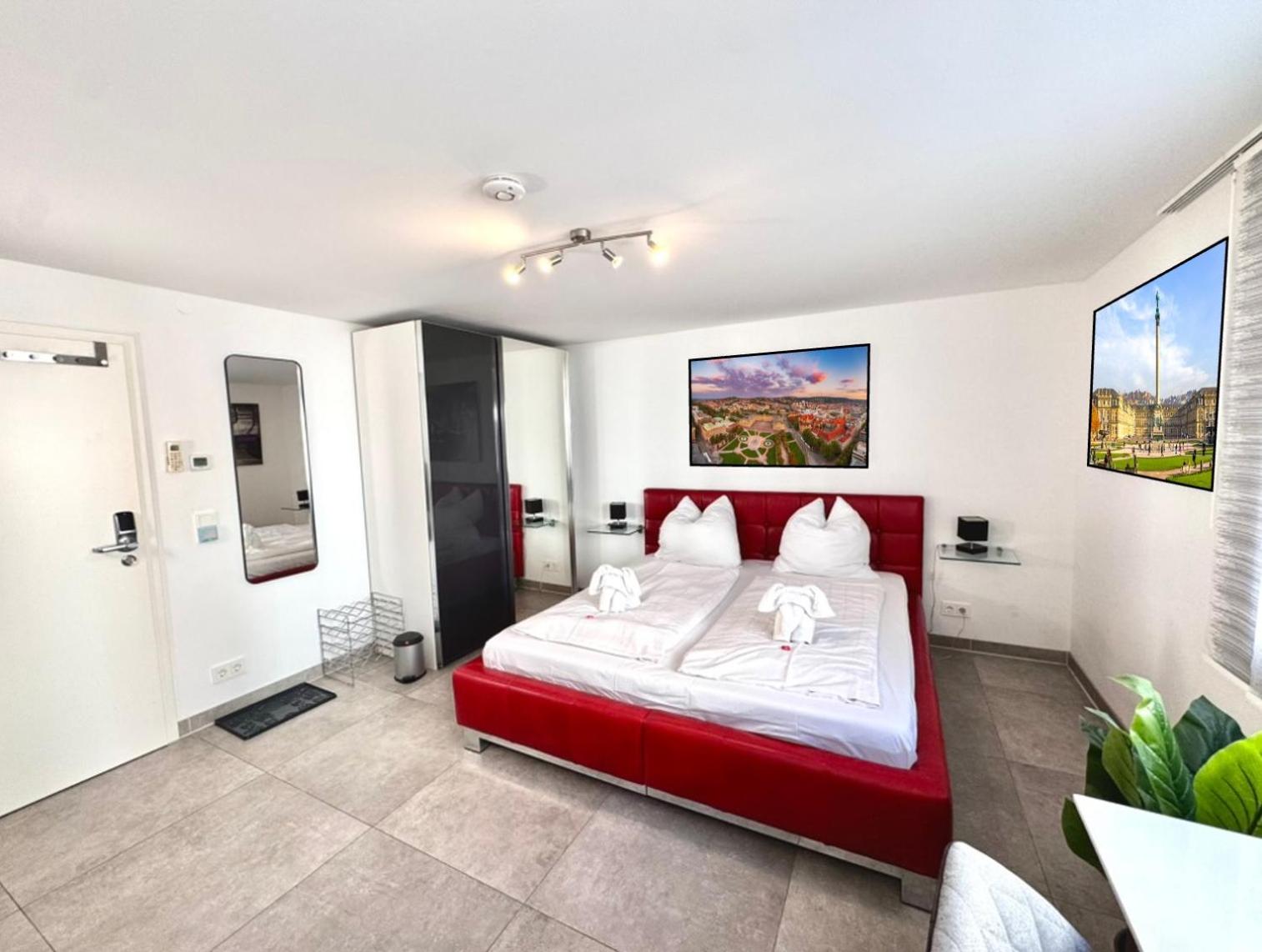 Komfort Oase mit Klimaanlage, Terrasse und Whirlpool