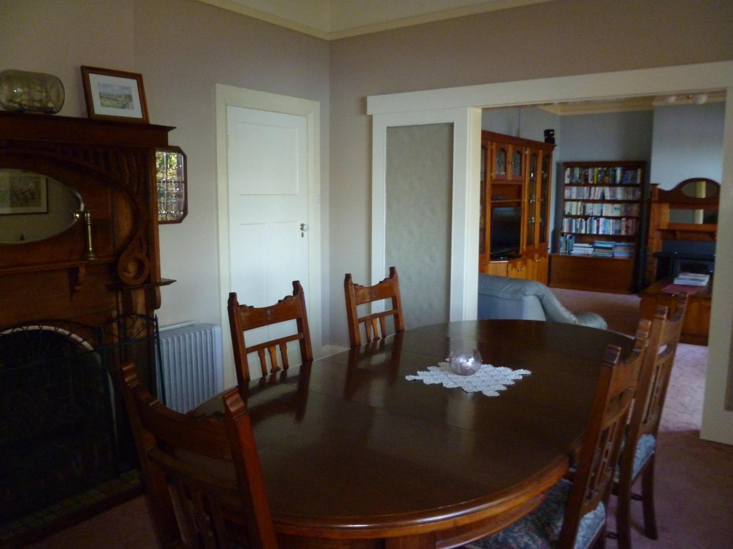 Donalea 2 Bedroom Riverview Apartment