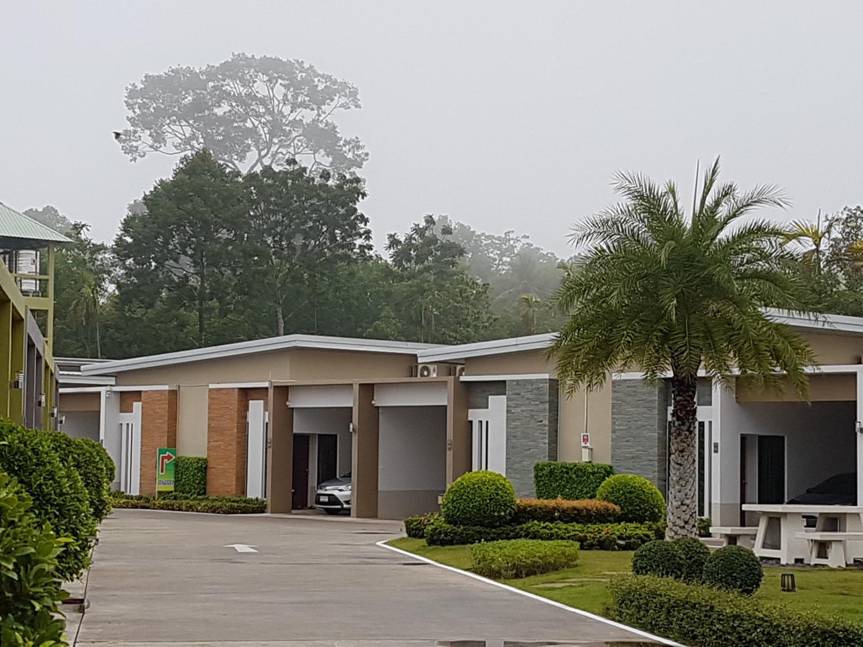 Smile Resort Thungsong