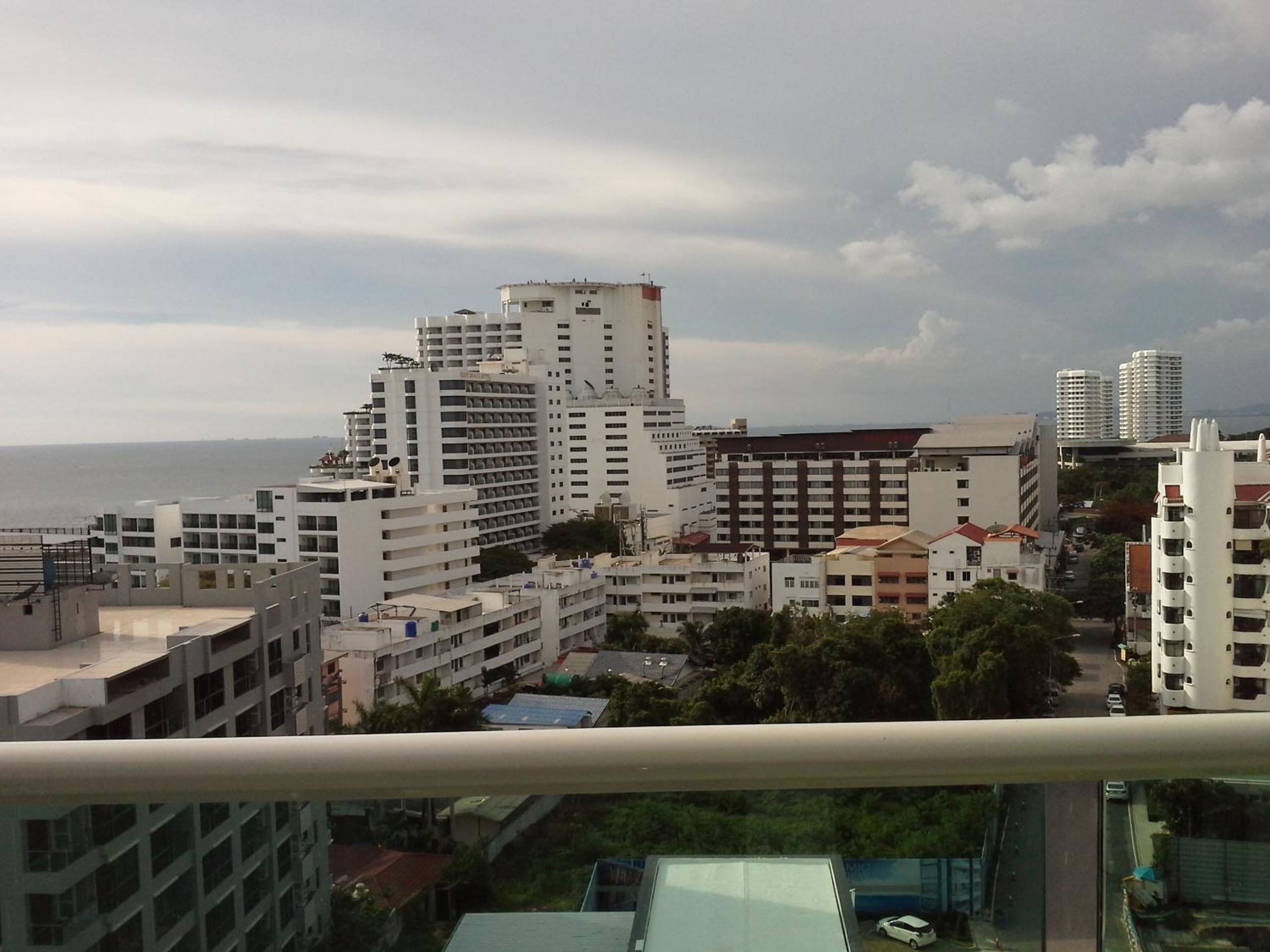 Cosy Beach View Apartments