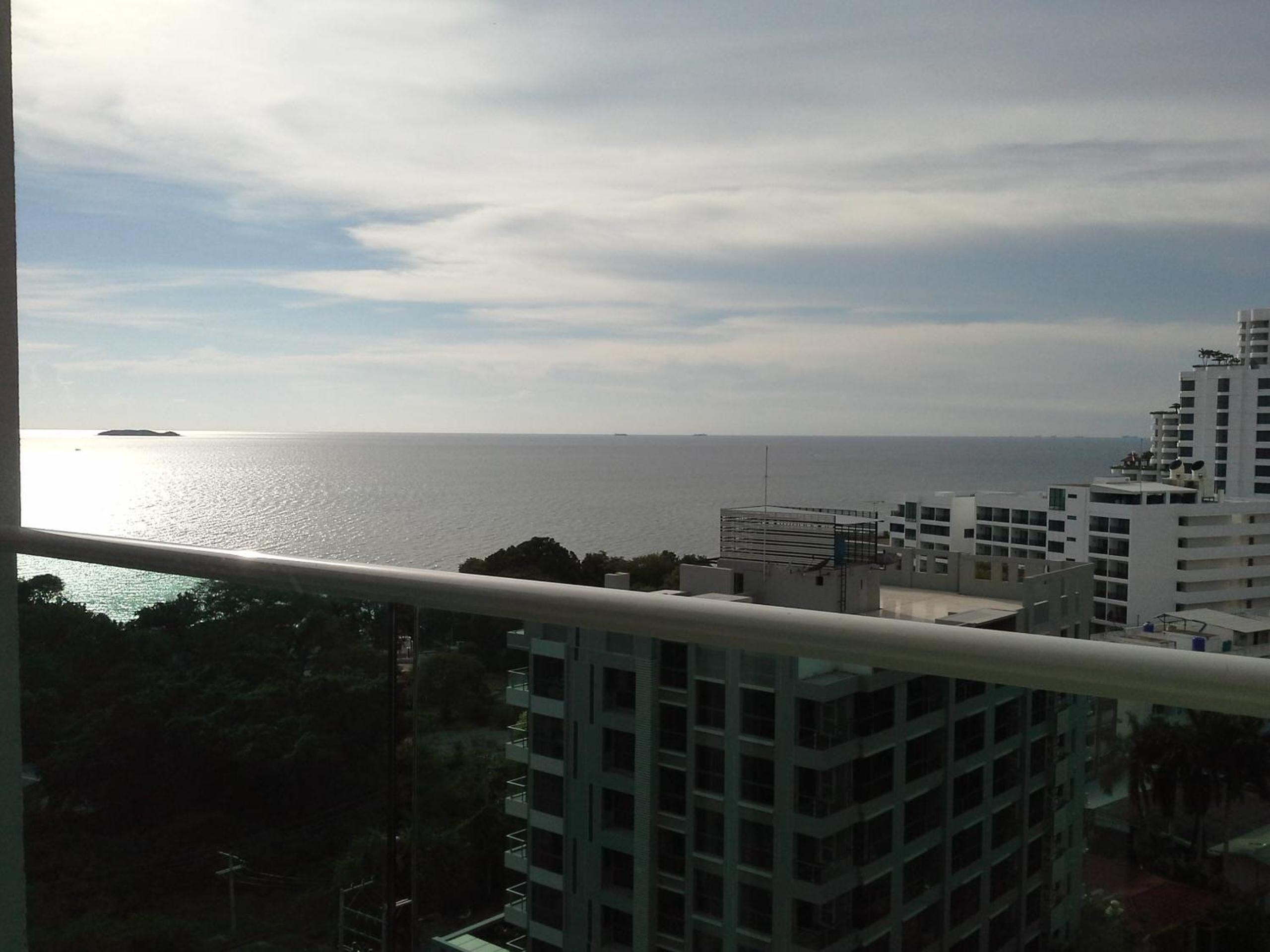 Cosy Beach View Apartments