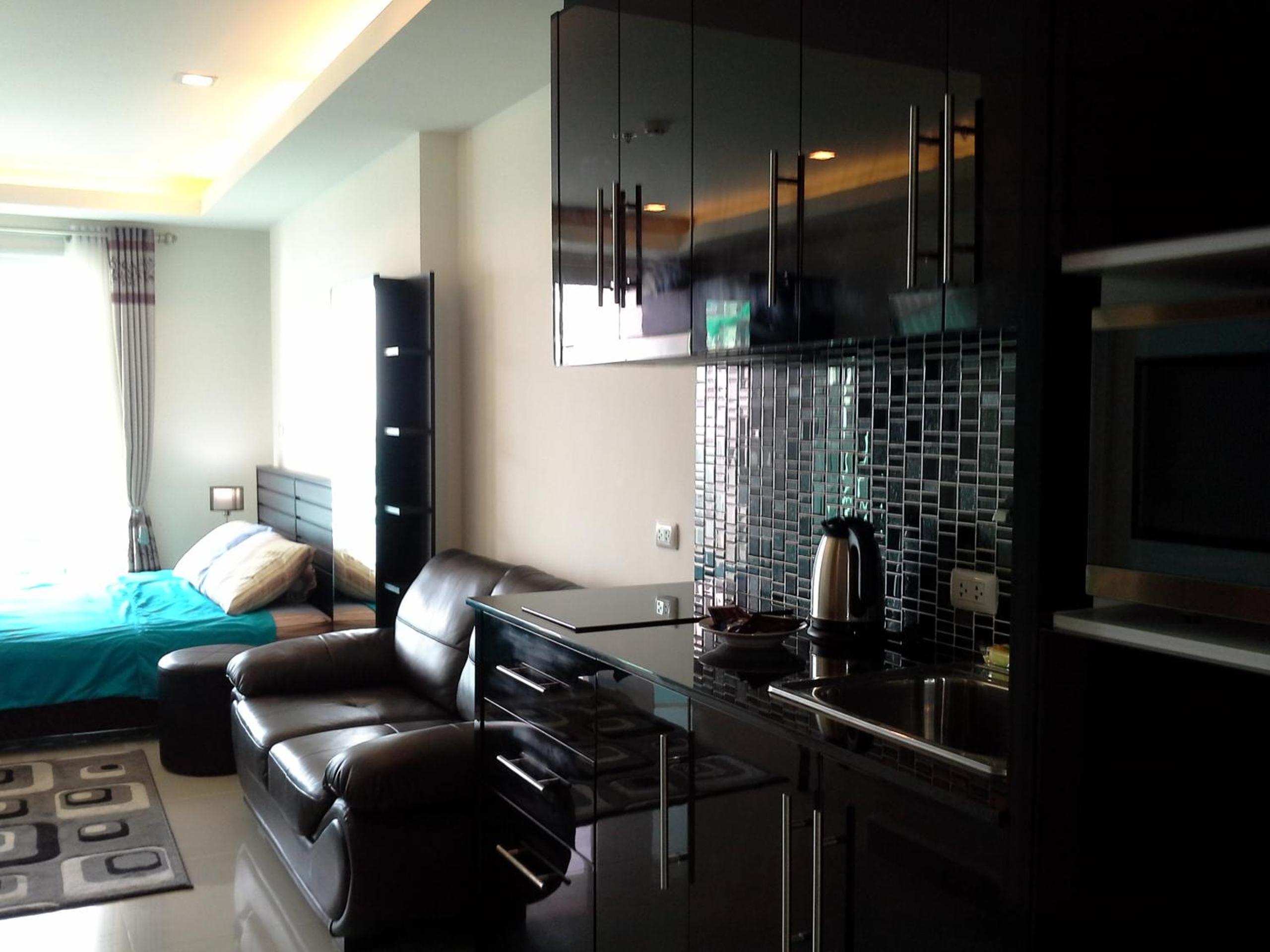 Cosy Beach View Apartments