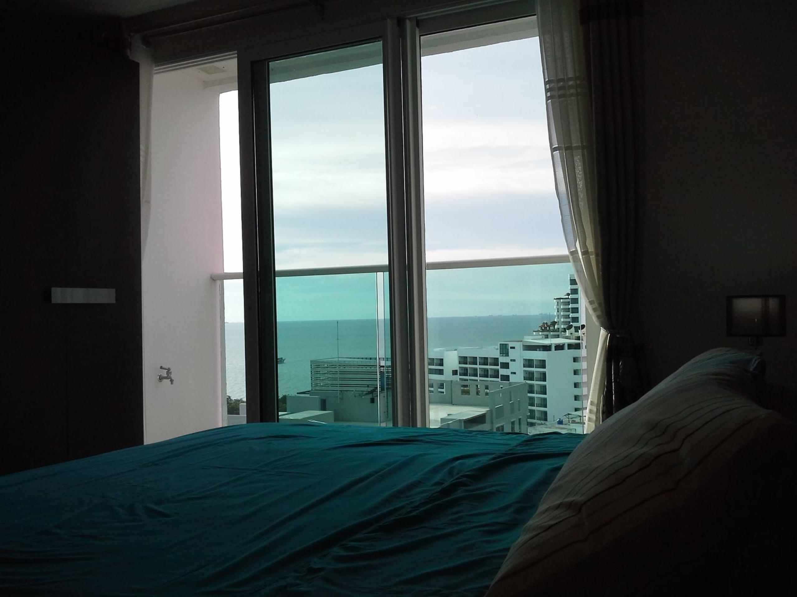 Cosy Beach View Apartments