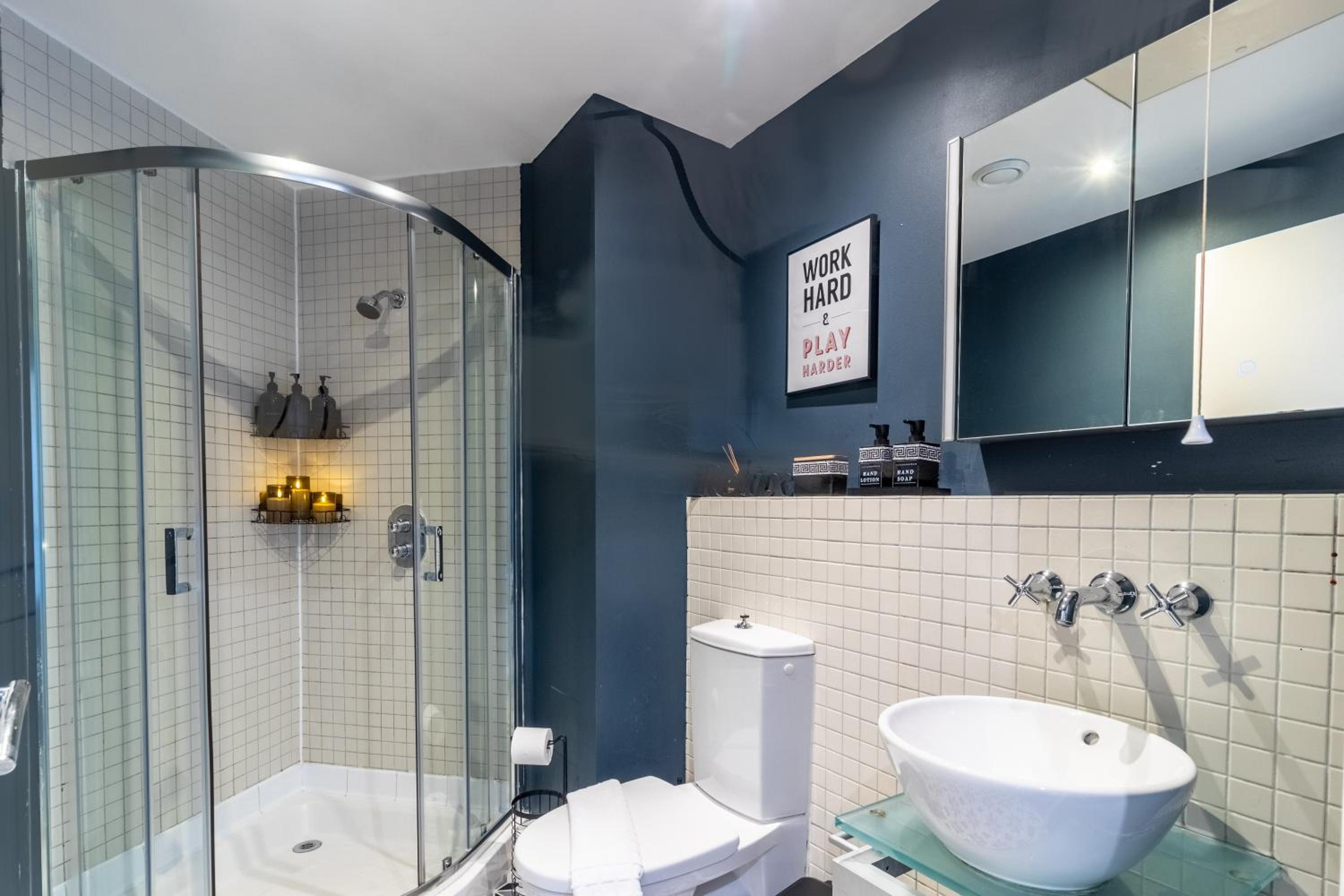 Luxurious long stays with free parking