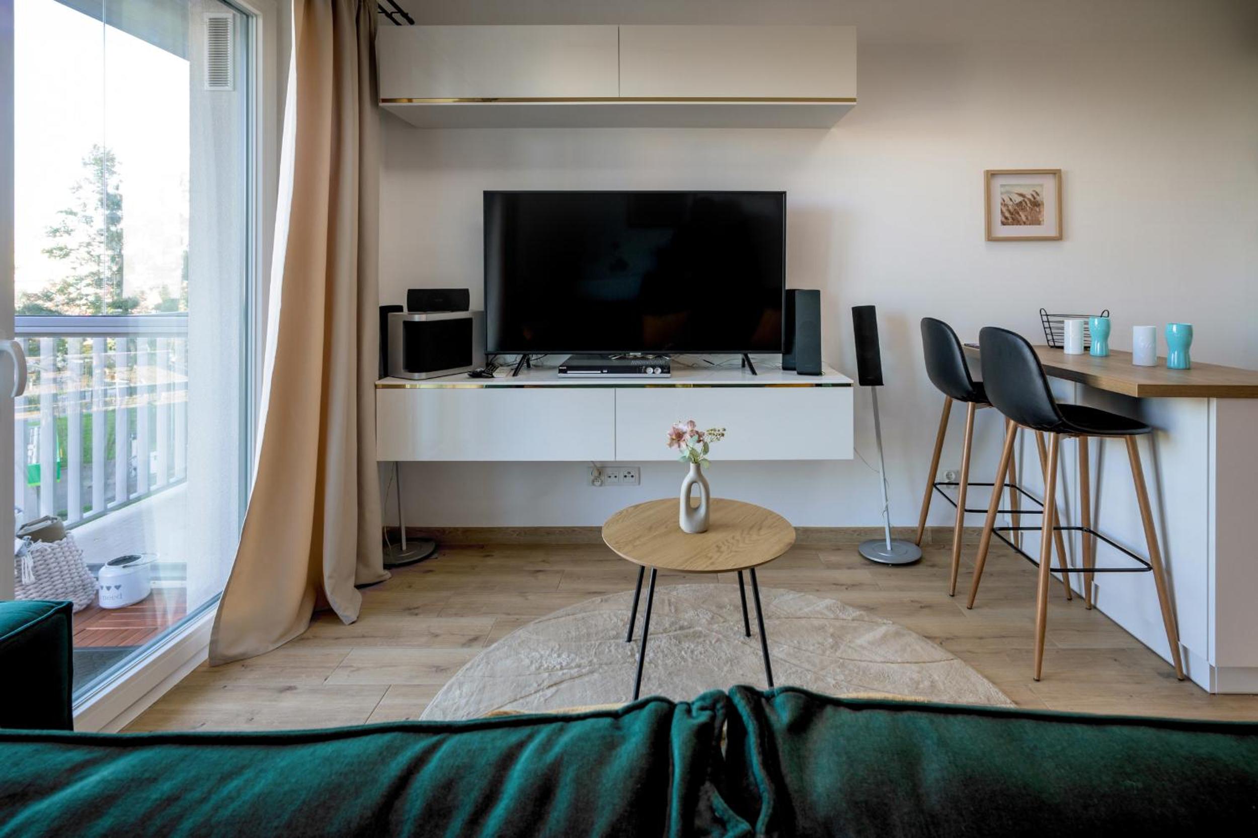 RentPlanet - Studio Hallera