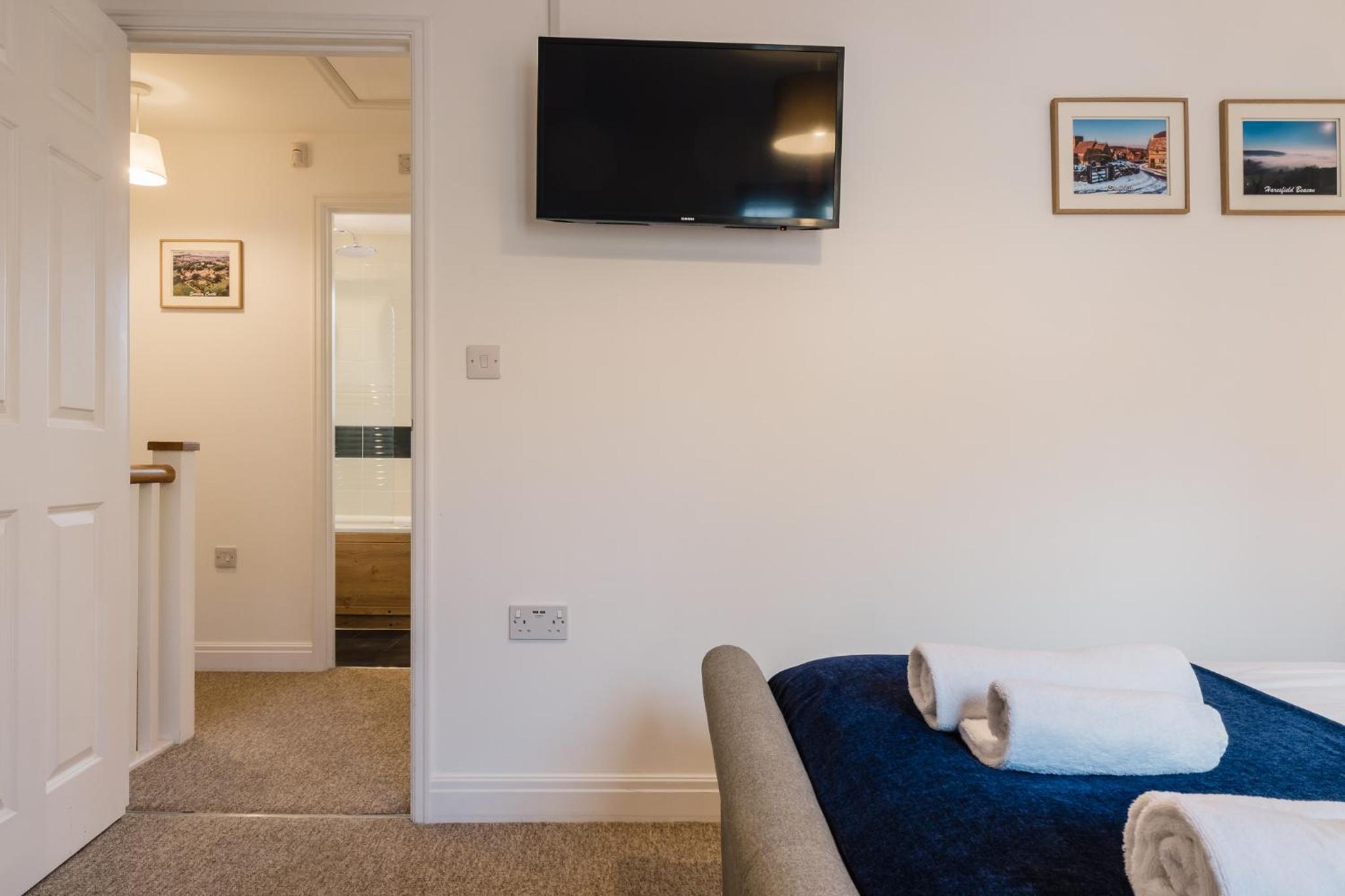 Charming 2 Bedroom Home in the Cotswolds